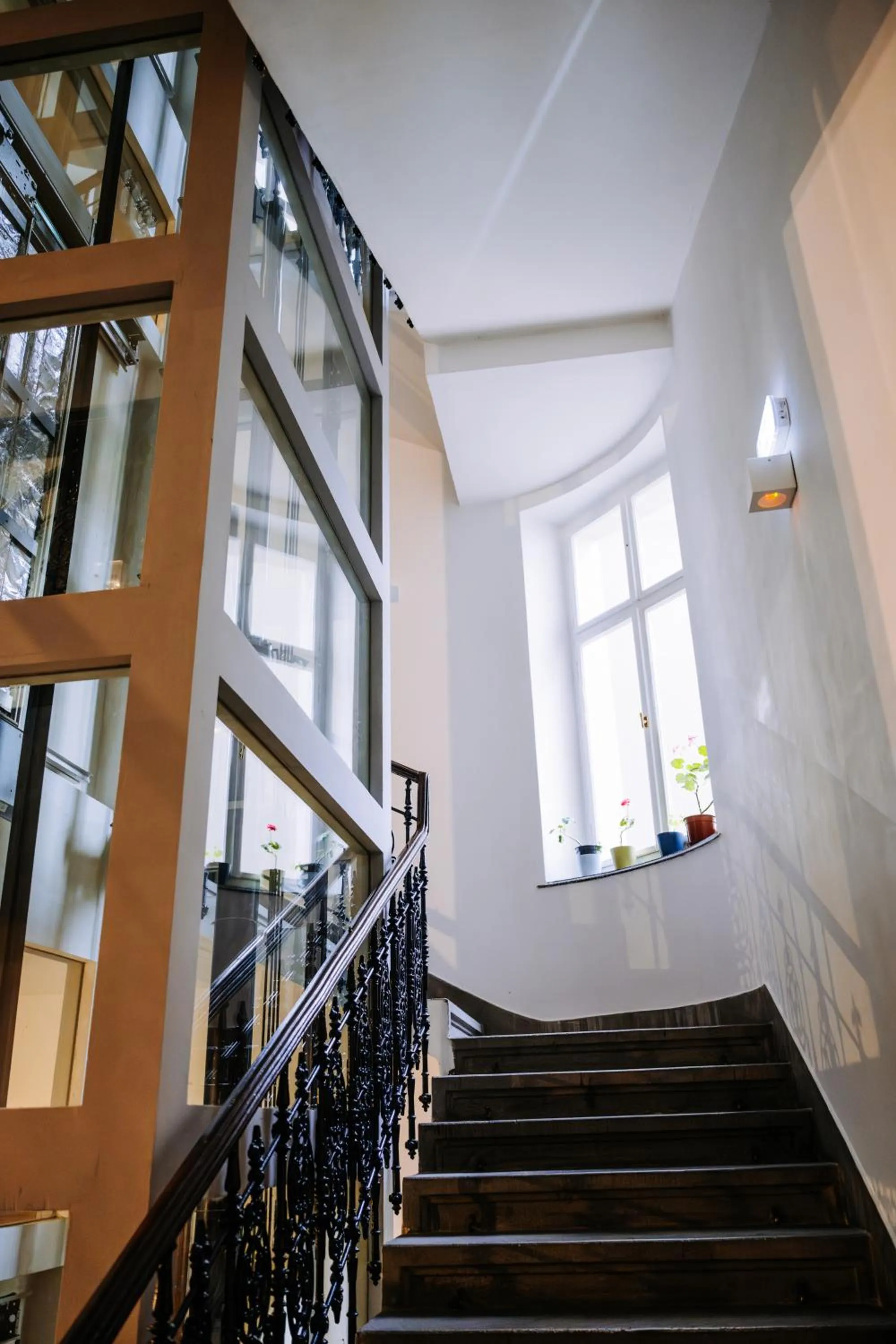 elevator in Prague Dream Hostel