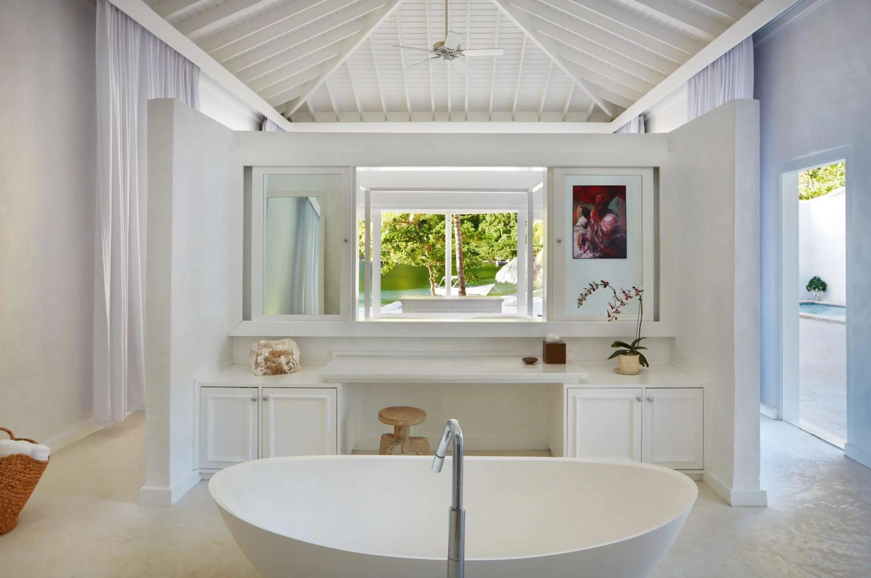 Bathroom in Sugar Beach, A Viceroy Resort