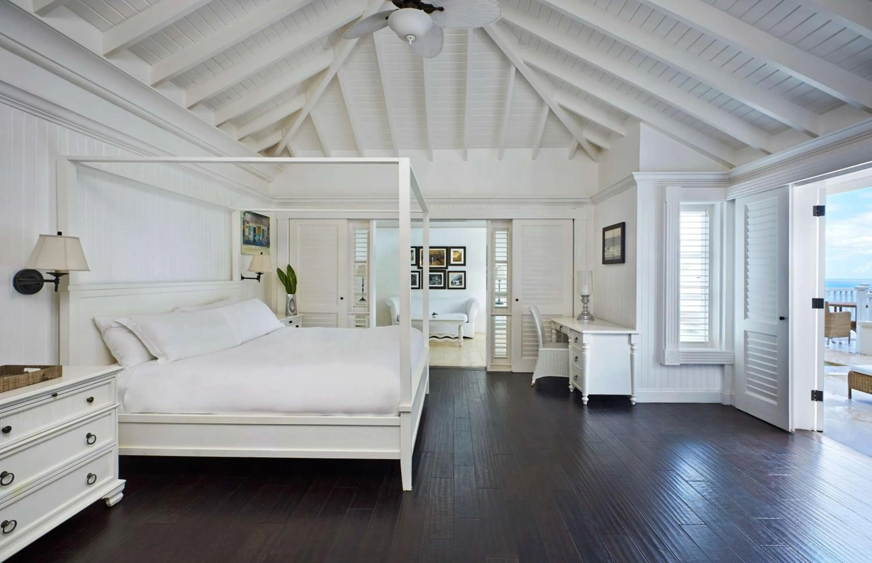 Photo of the whole room, Bed in Sugar Beach, A Viceroy Resort