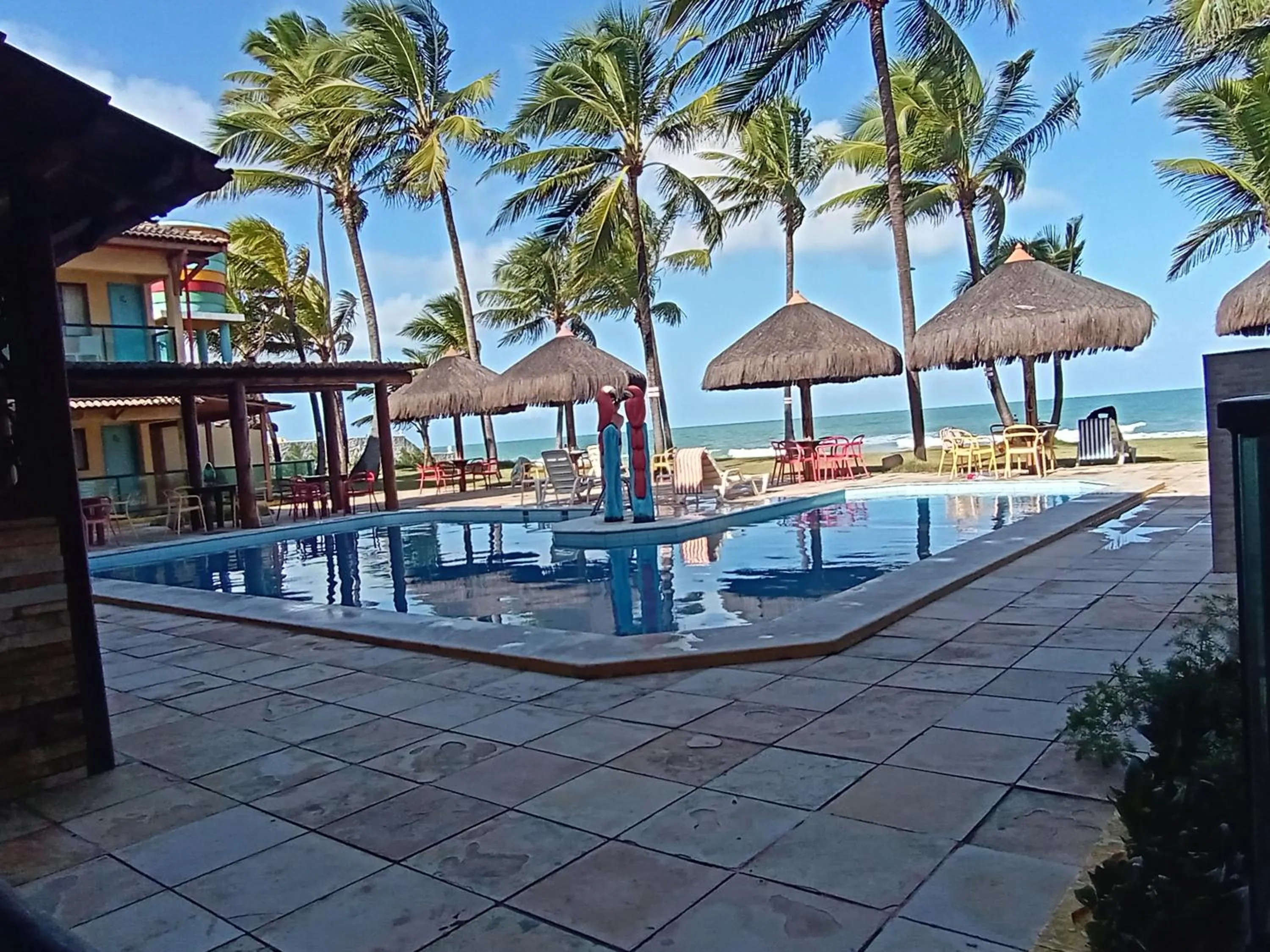 Swimming pool in Beira Mar Porto de Galinhas Hotel