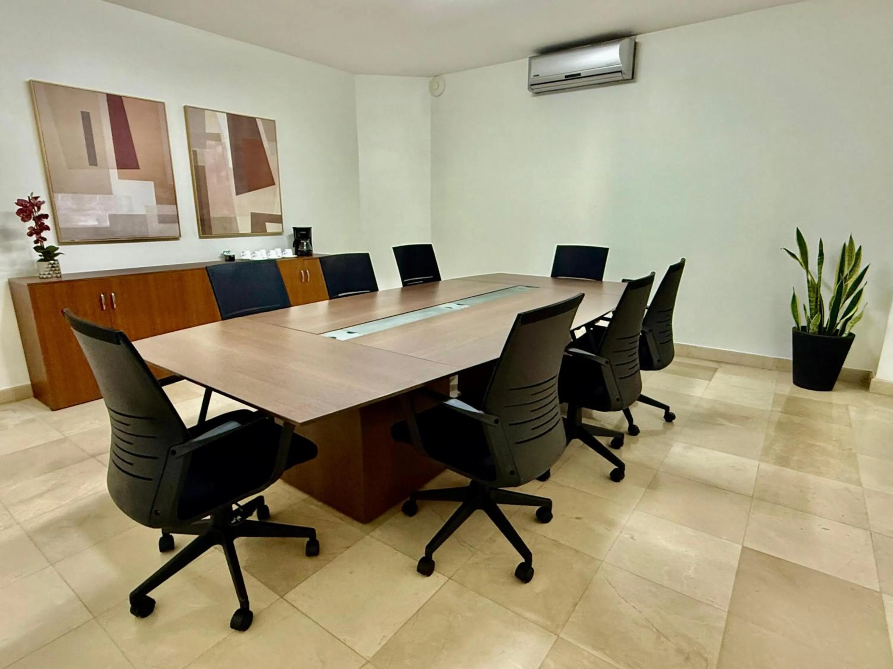 Business facilities in Hotel Marcelius