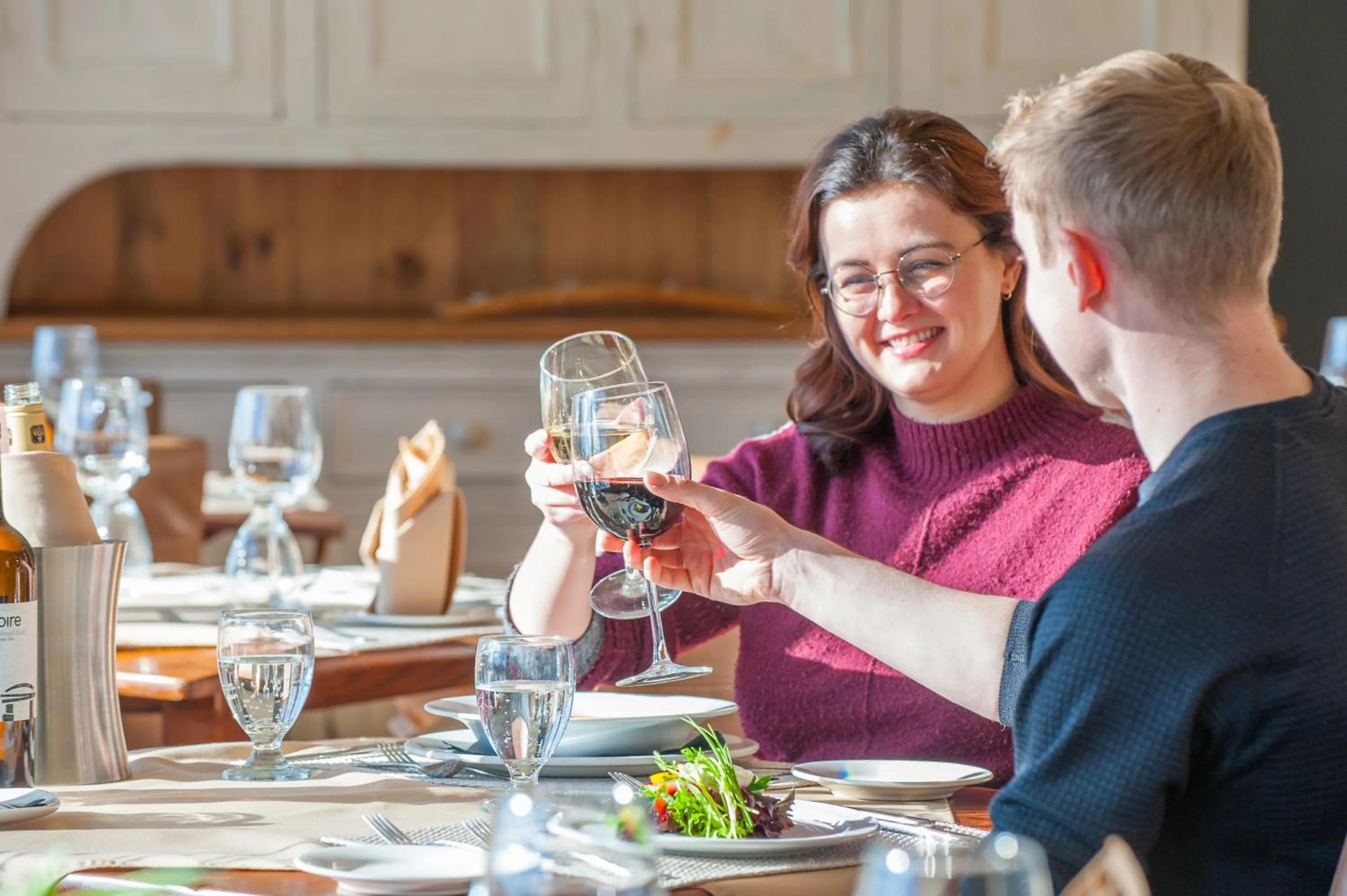 Restaurant/places to eat in Heather Lodge
