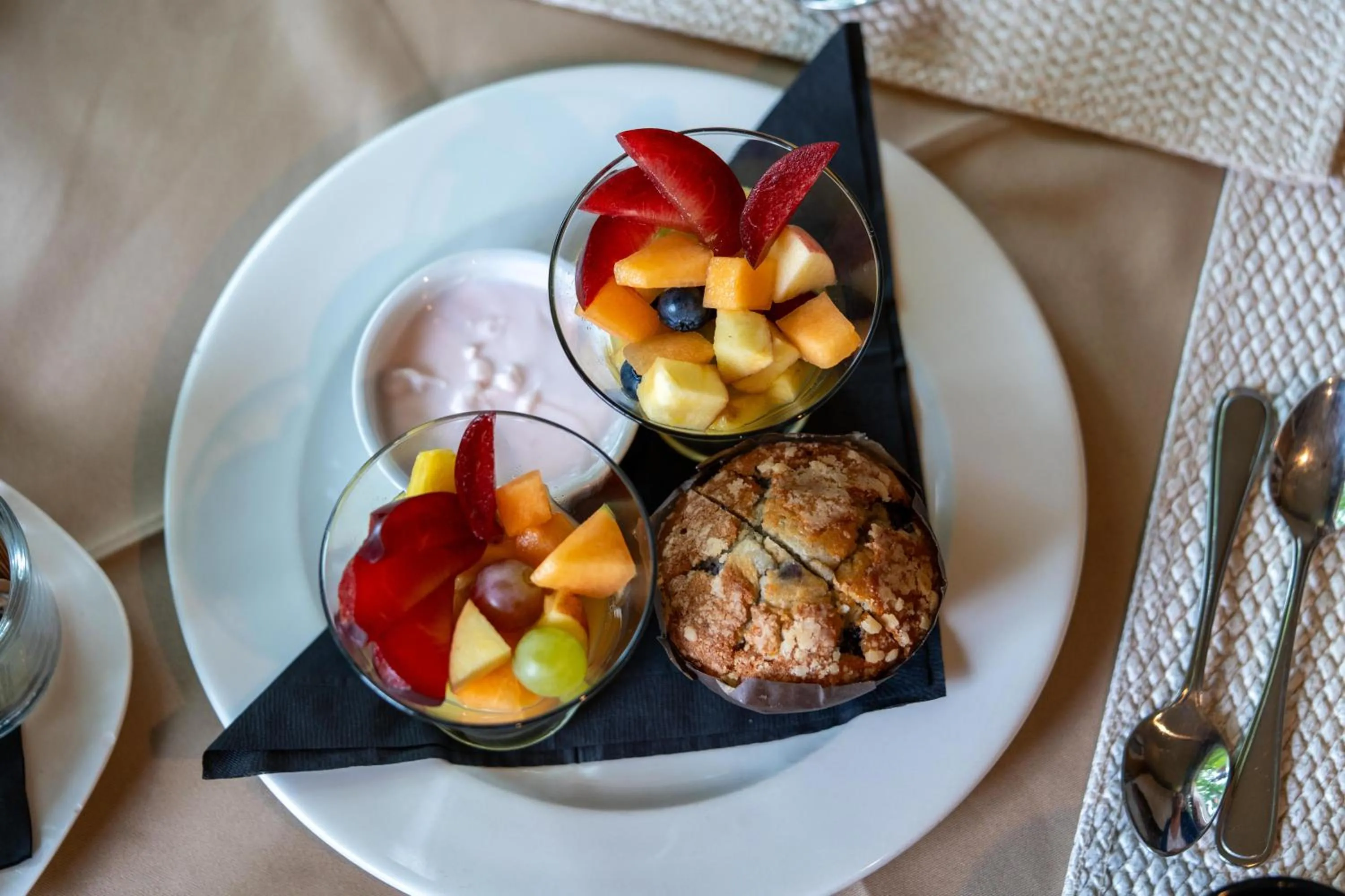 Breakfast in Heather Lodge