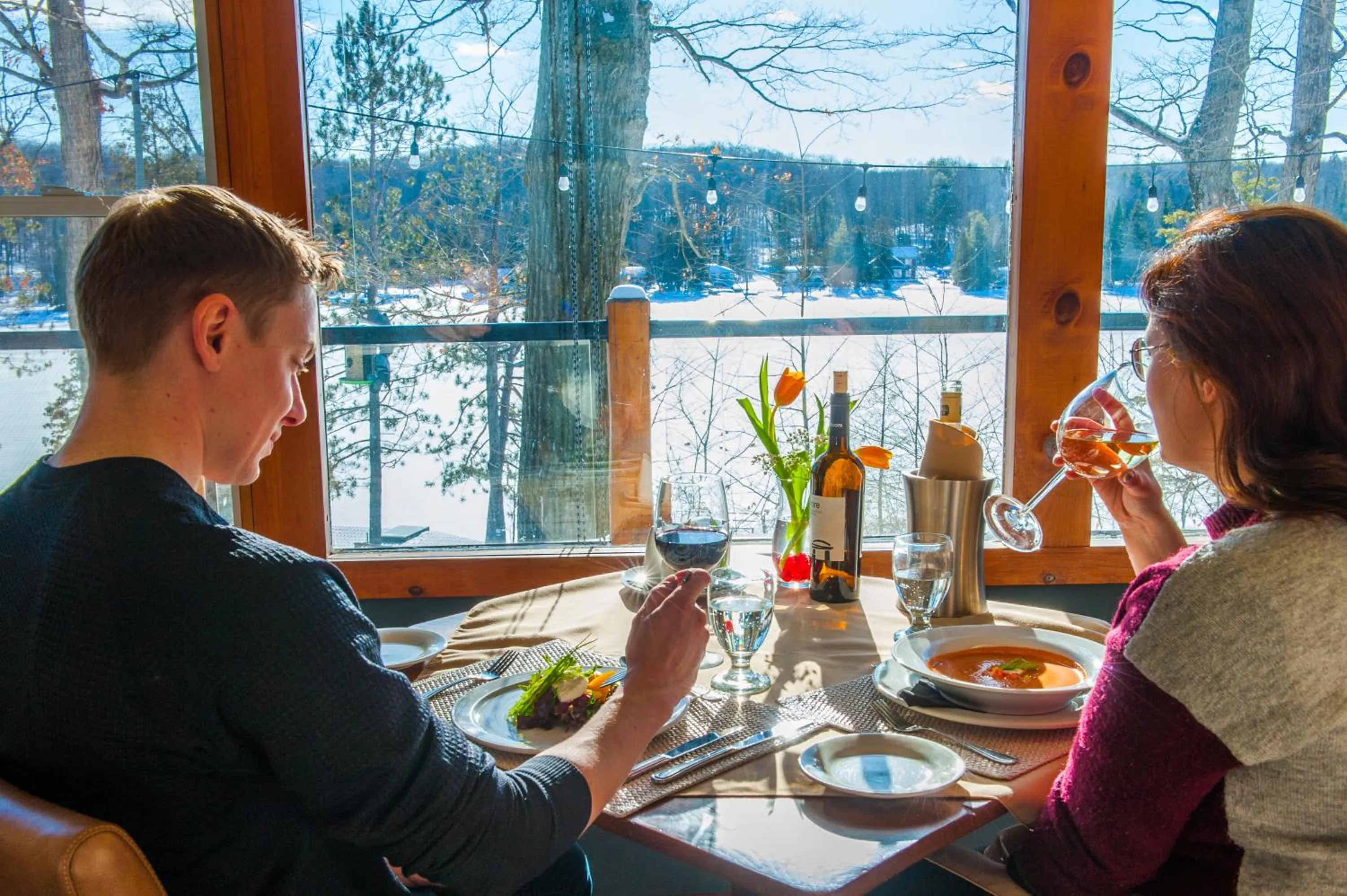 Restaurant/places to eat in Heather Lodge