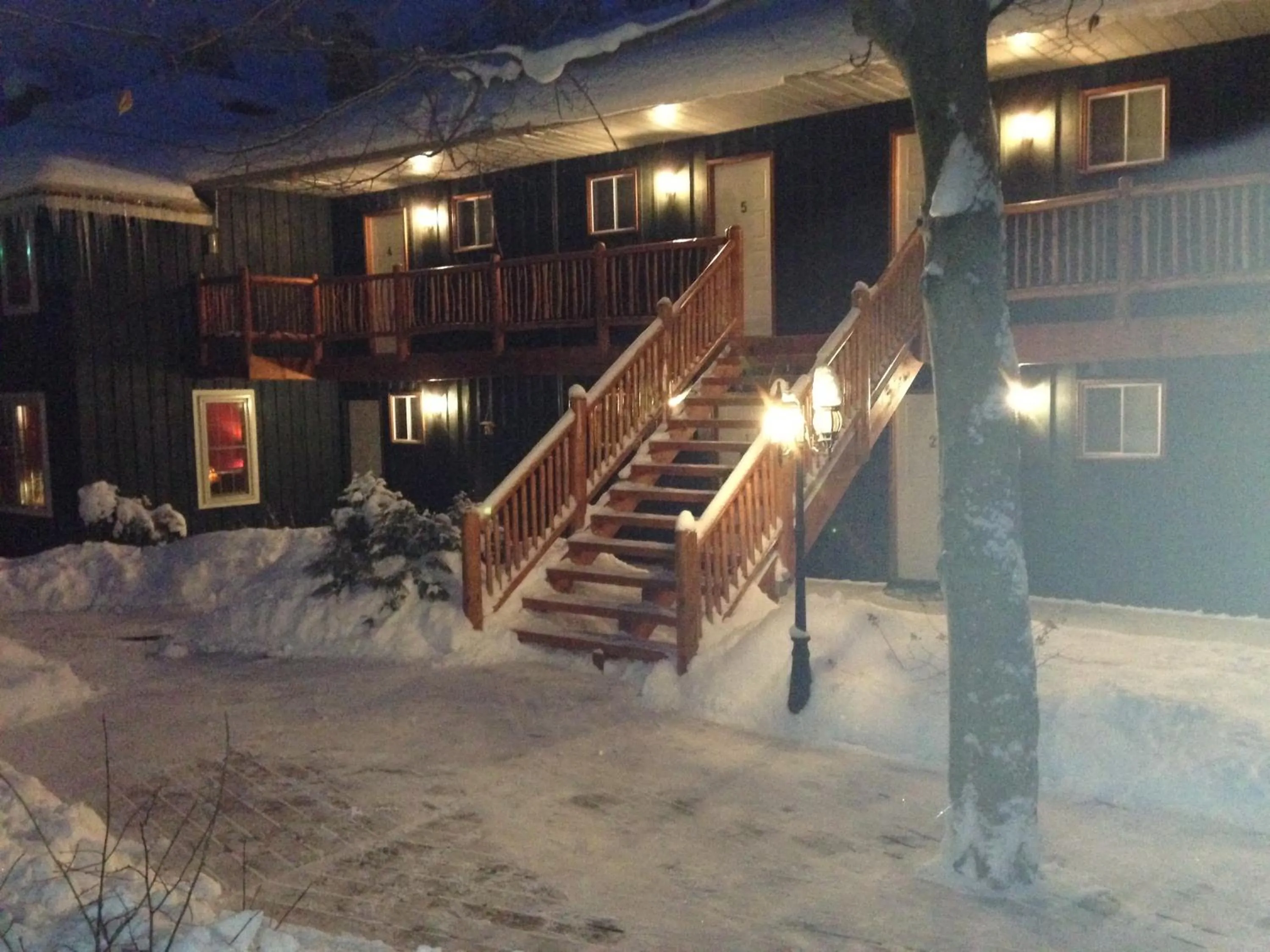 Property building in Heather Lodge