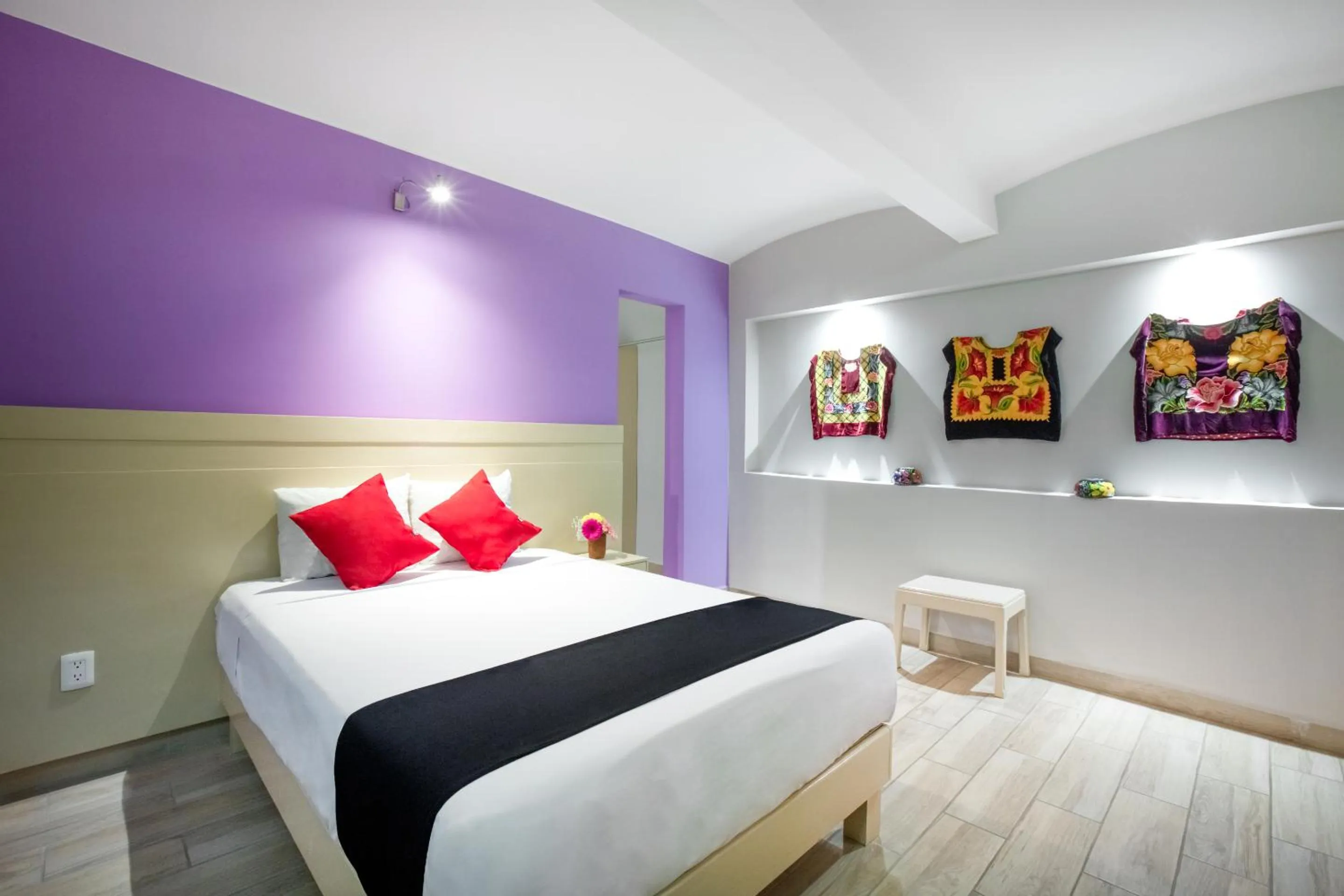 Bedroom in Capital O El Andariego, Oaxaca