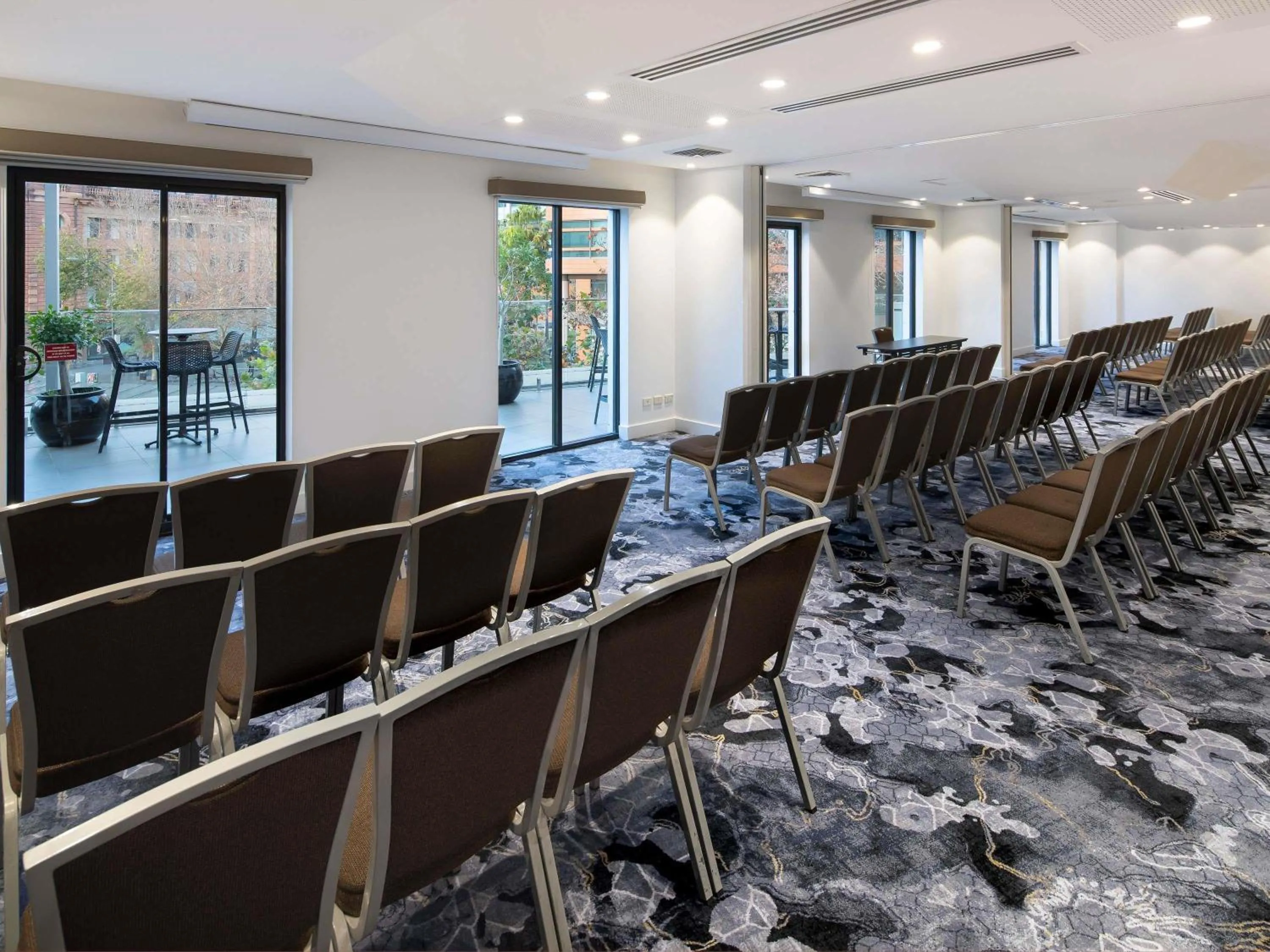 Meeting/conference room in Mercure Sydney