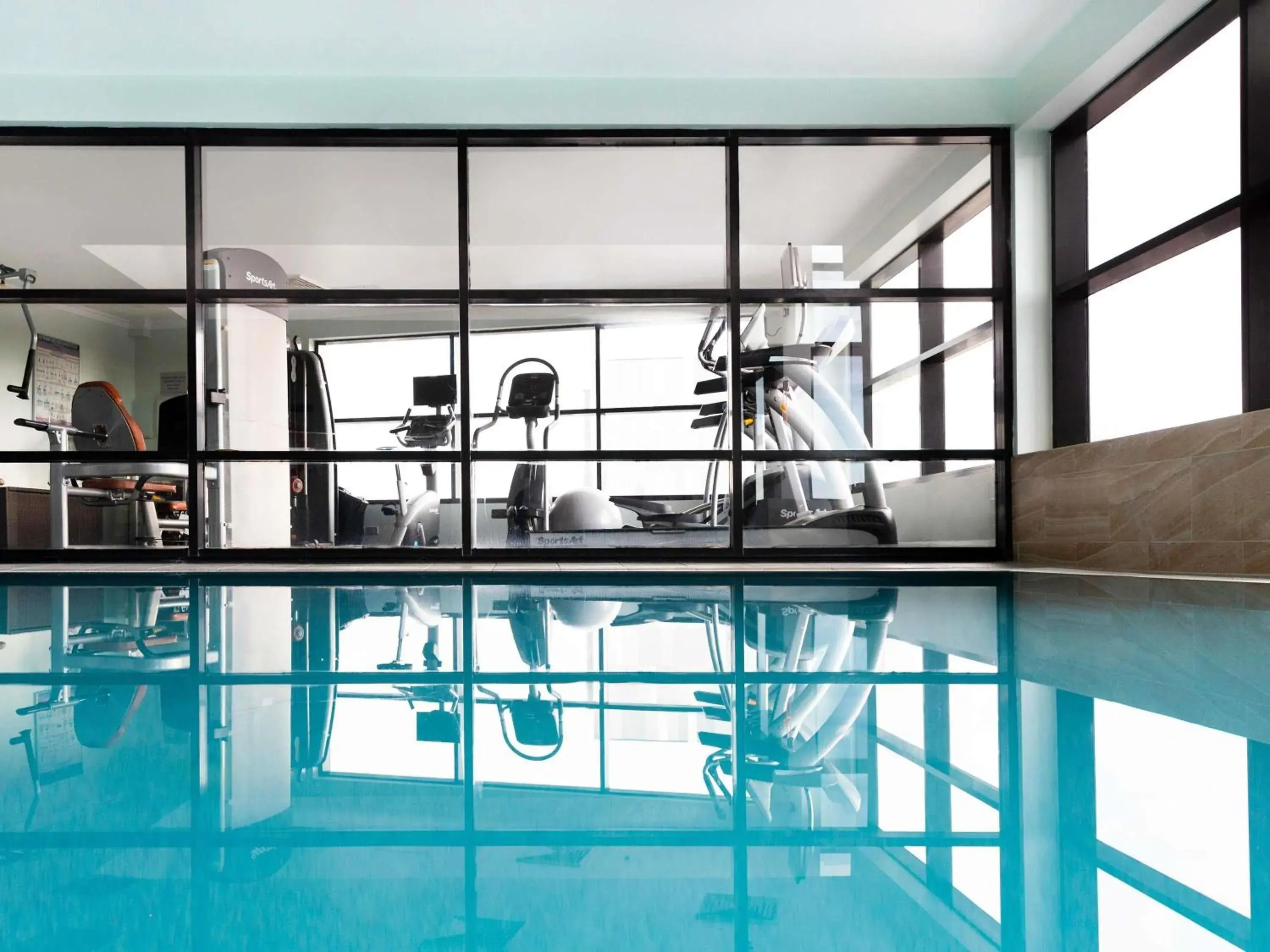 Property building in Mercure Sydney Property building in Mercure Sydney