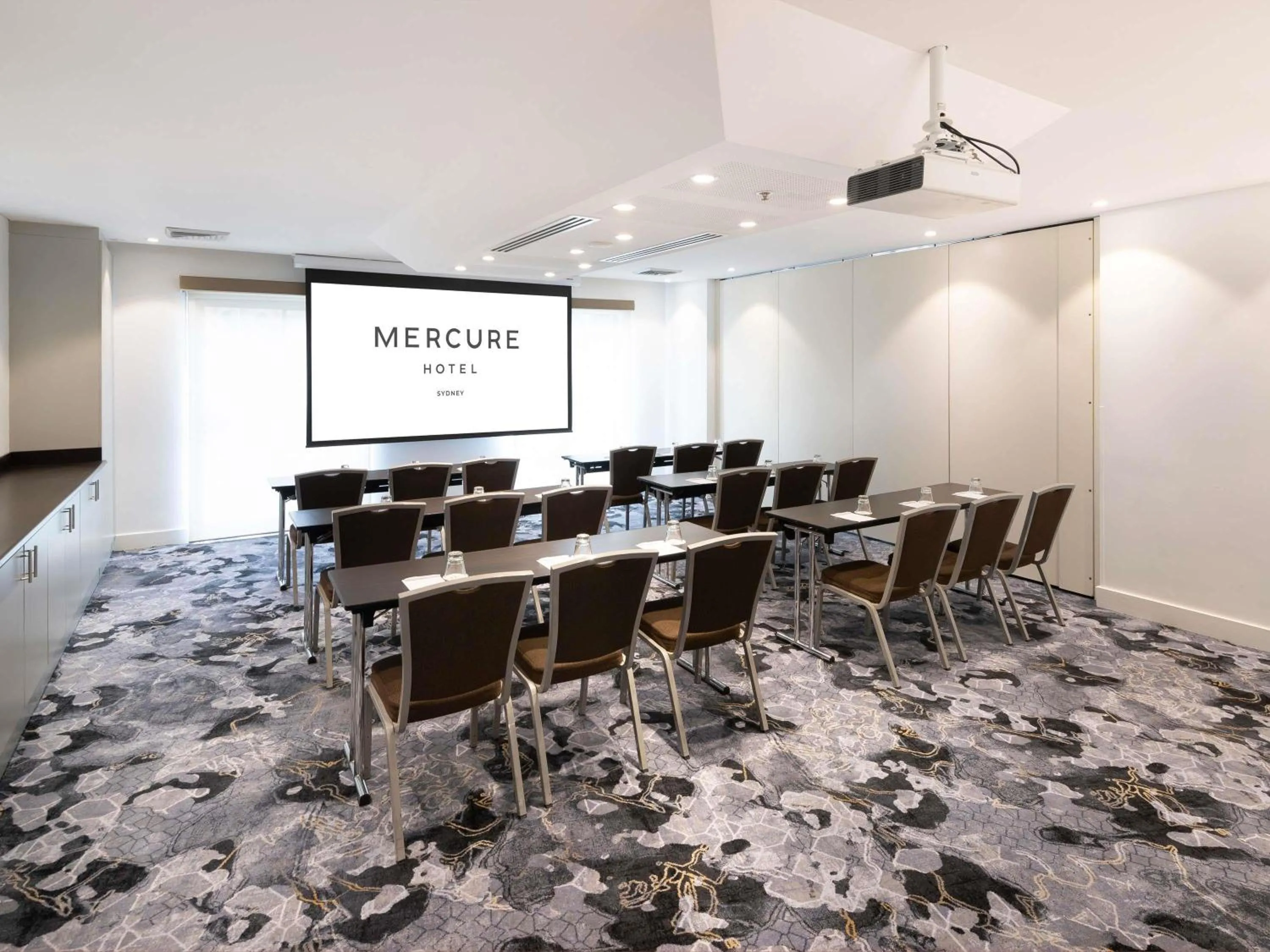 Meeting/conference room in Mercure Sydney