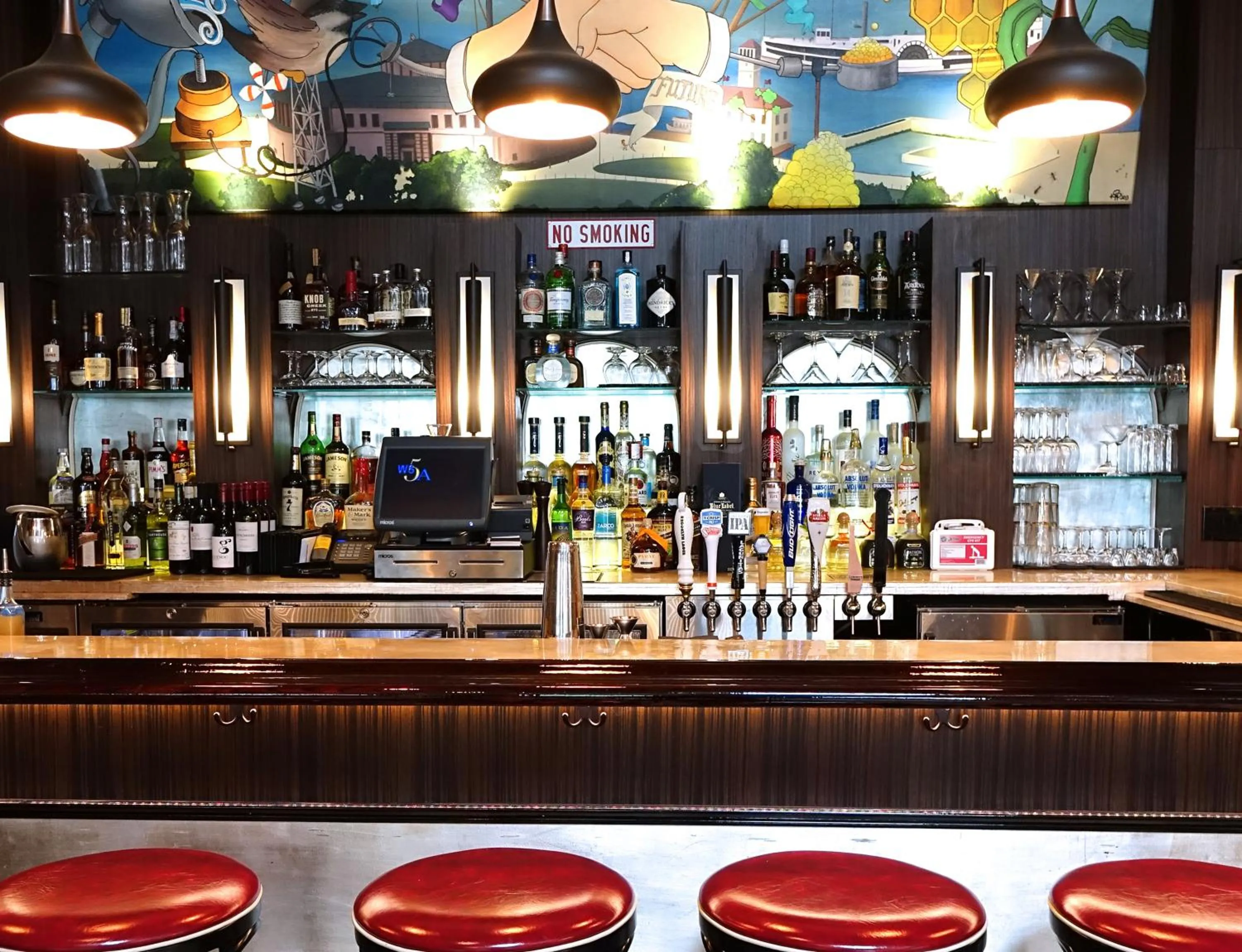 Lounge or bar in The Box House Hotel