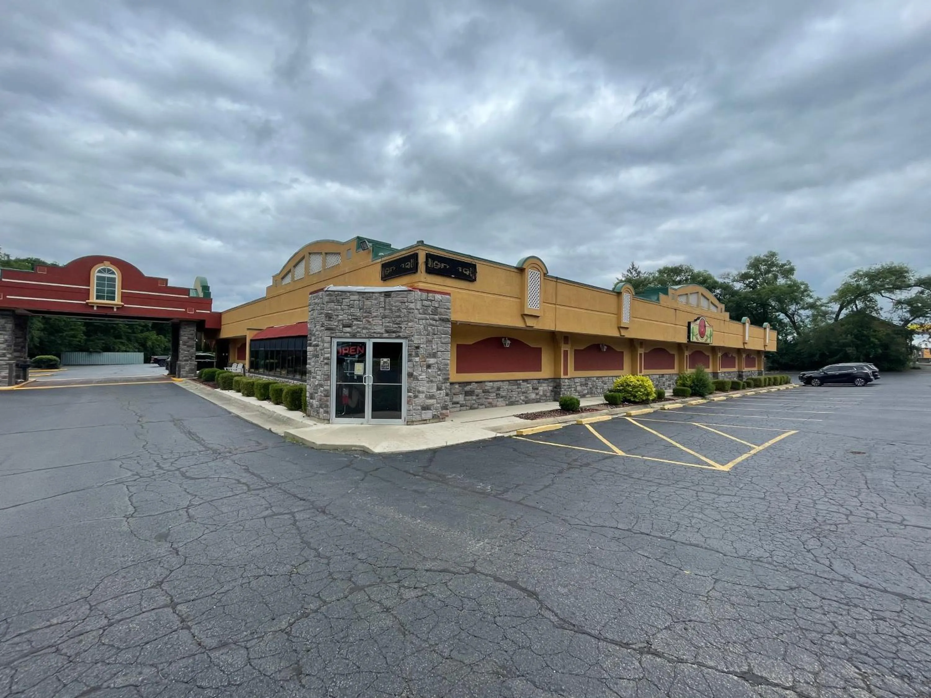 Property building in Quality Inn Conference Center Logansport