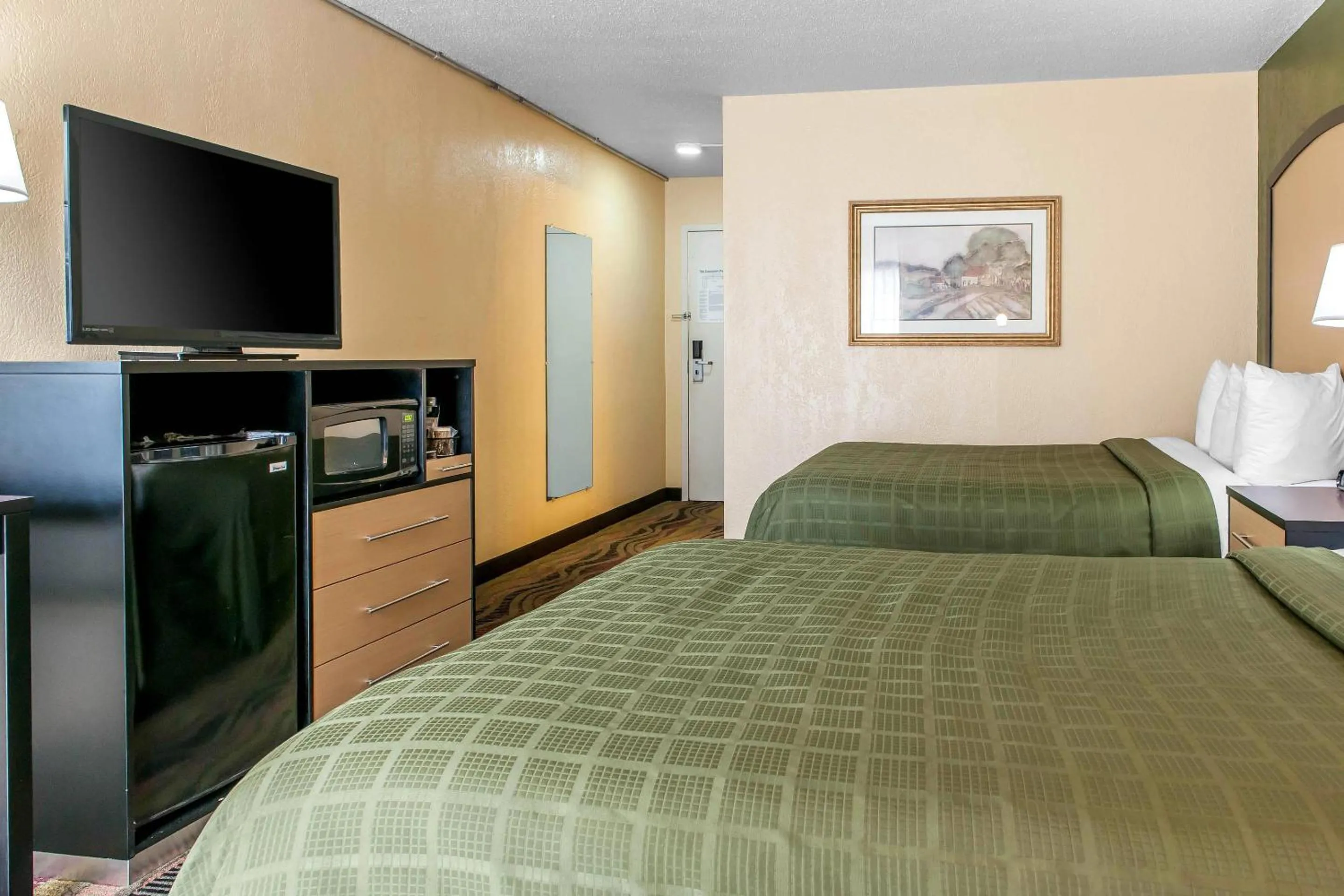 Bedroom, Bed in Quality Inn Conference Center Logansport