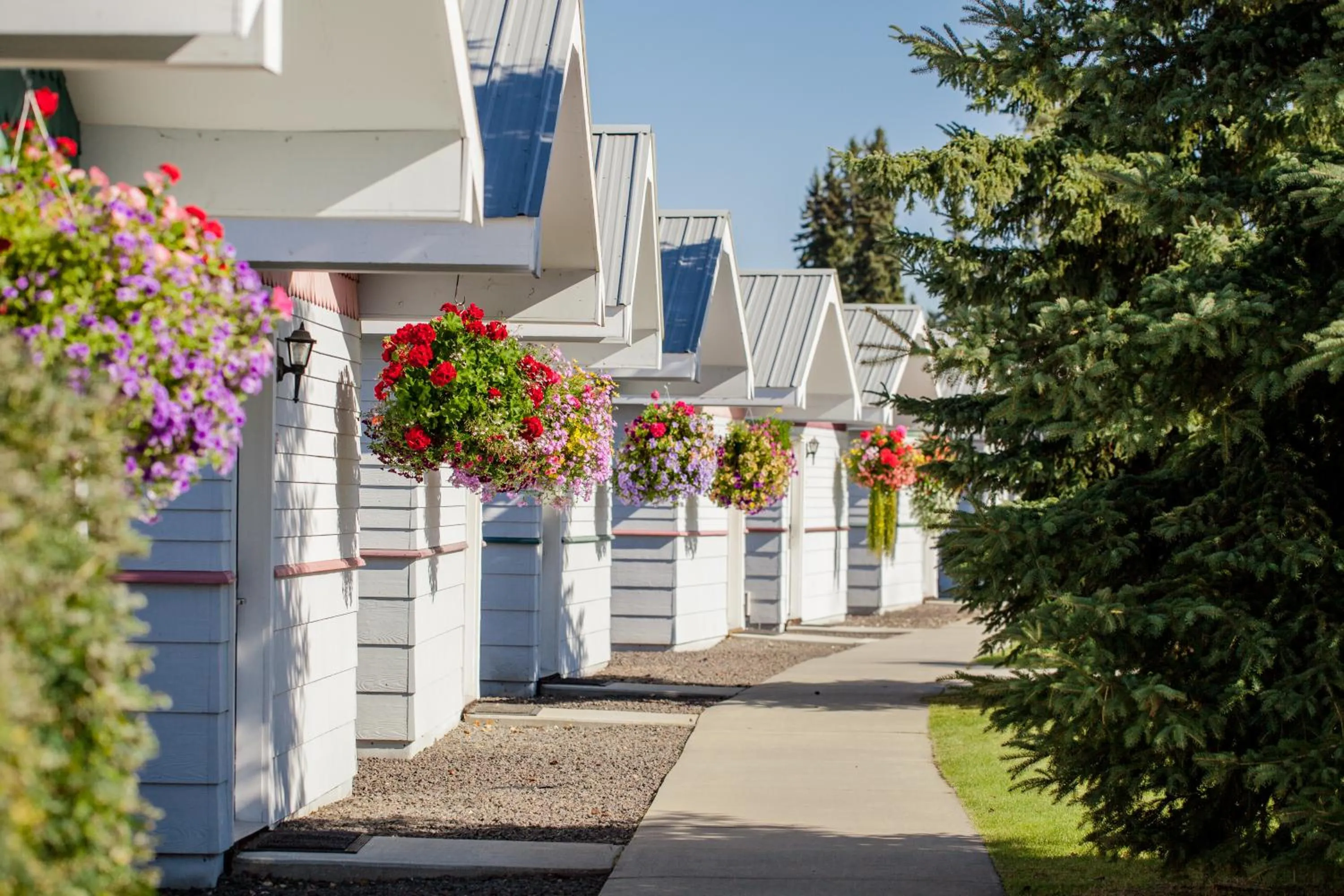 Property building in River's Edge Resort