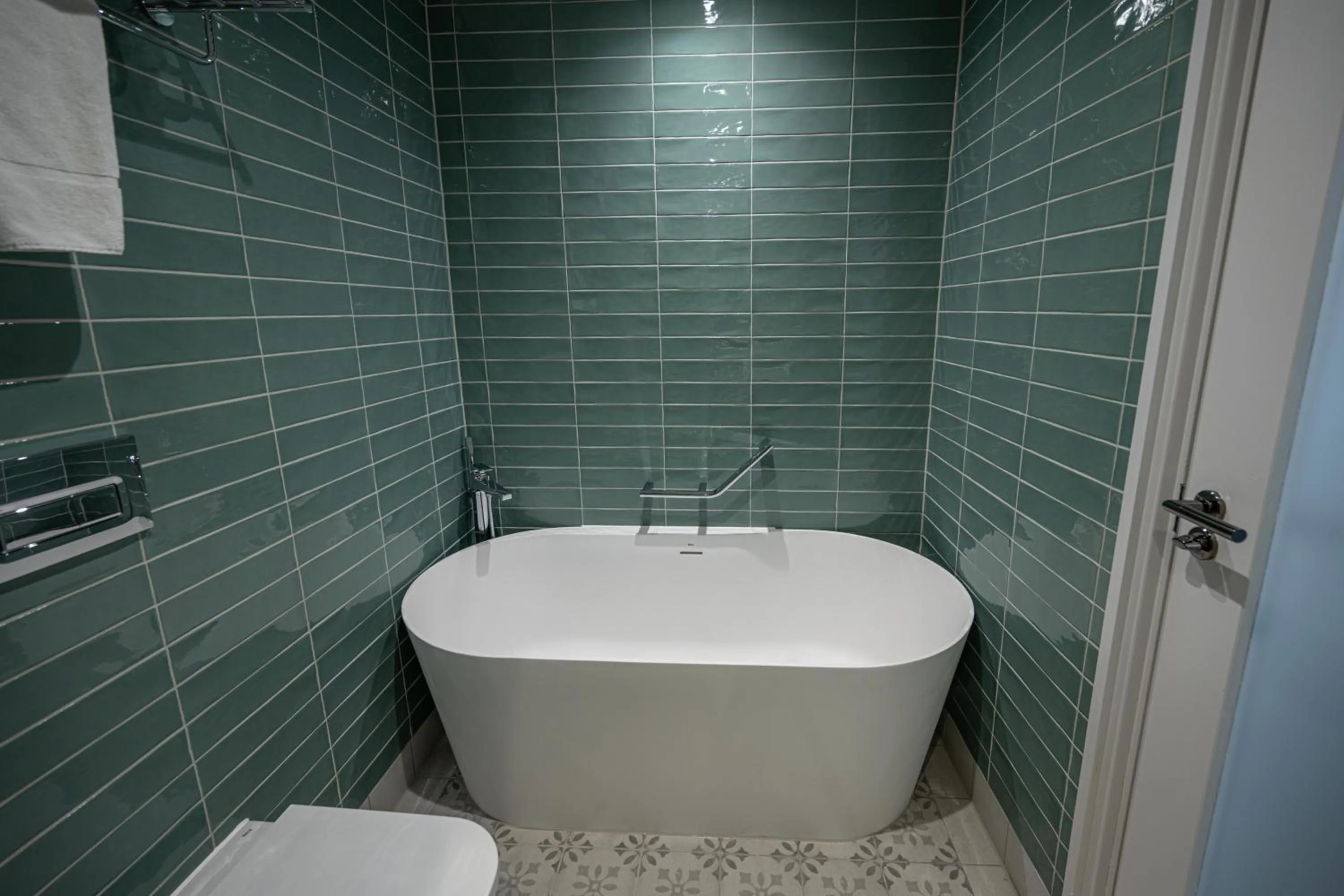 Bath in Dunkeld House Hotel