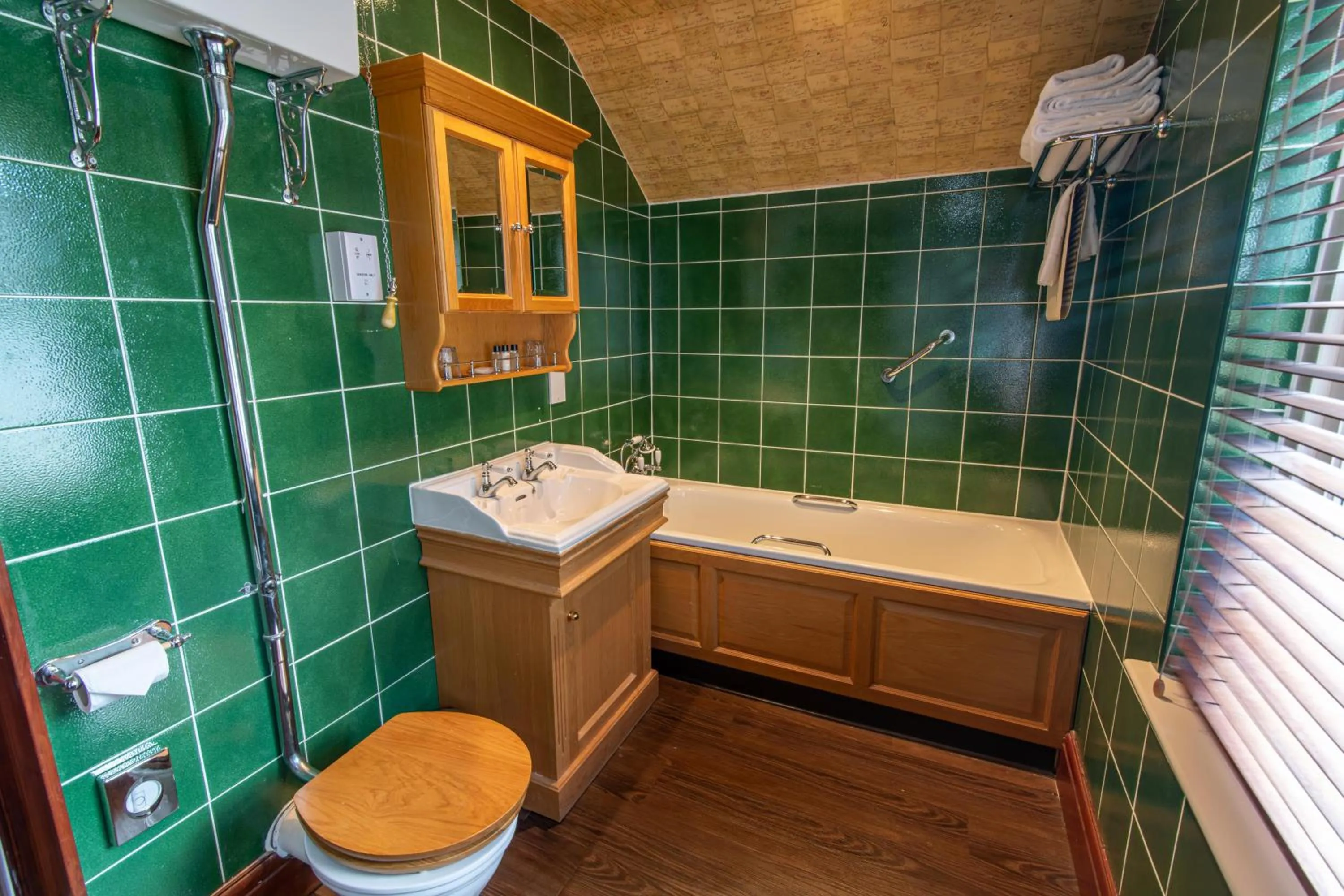 Bathroom in Dunkeld House Hotel