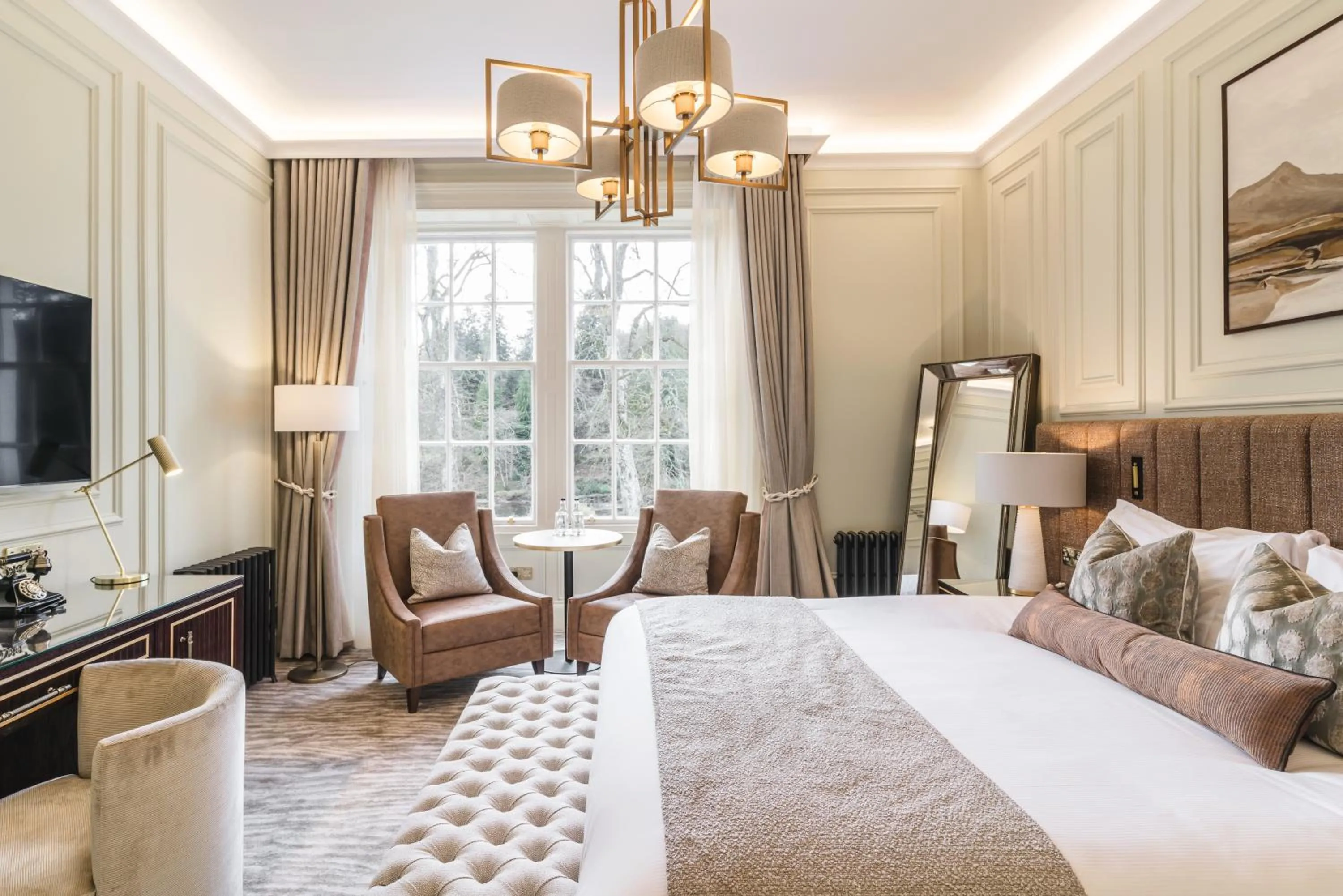 Bed in Dunkeld House Hotel