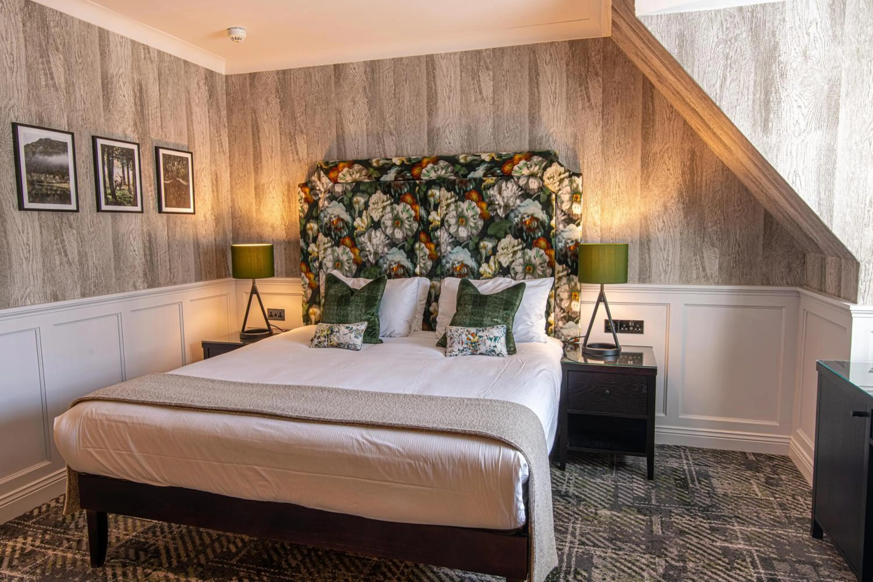 Bedroom, Bed in Dunkeld House Hotel