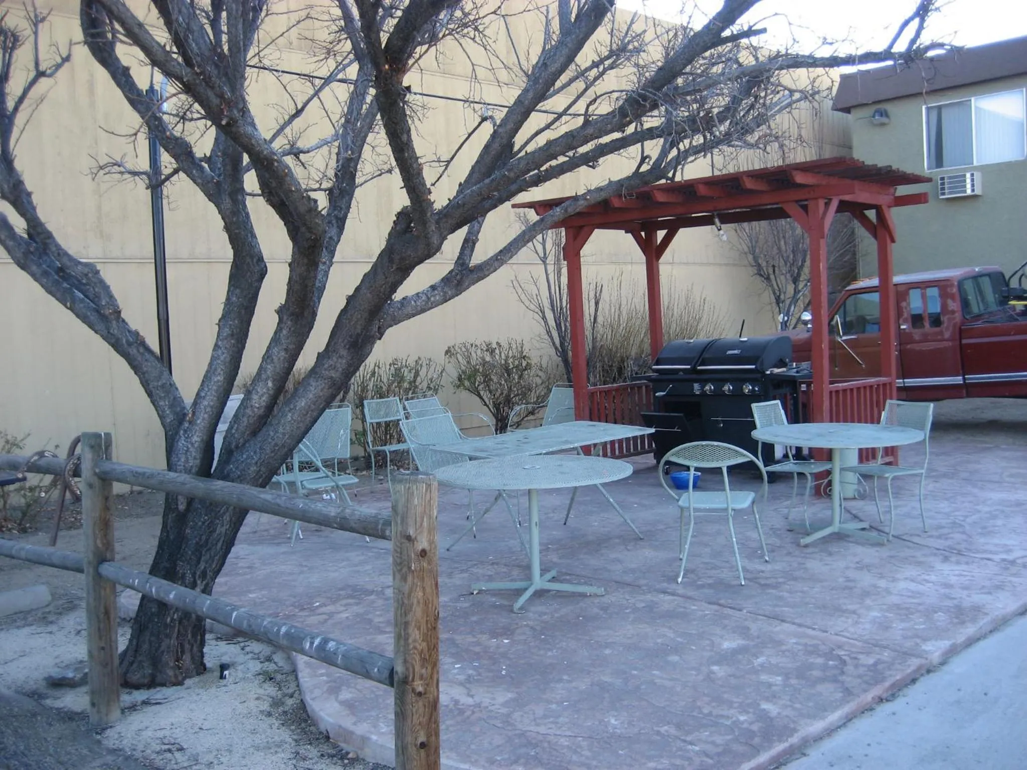 Balcony/Terrace in Mountain View Motel