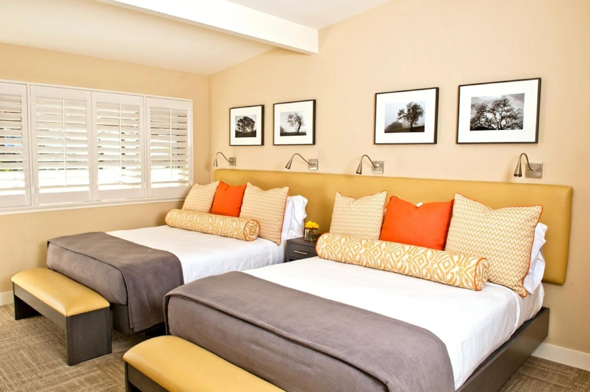 Patio, Bed in Calistoga Spa Hot Springs - Authentic Hot Springs Spa & Resort