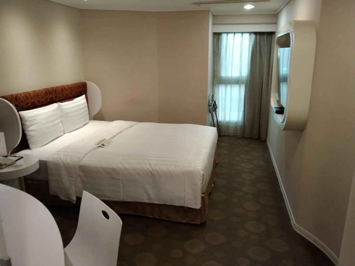 Bed in Ximen Airline Hotel
