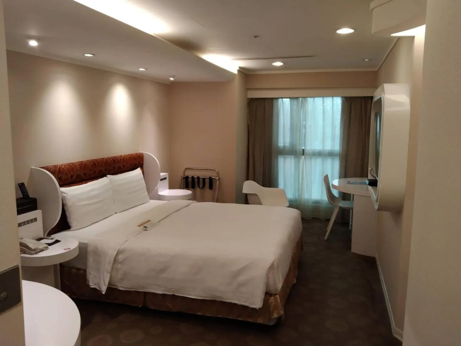 Bed in Ximen Airline Hotel
