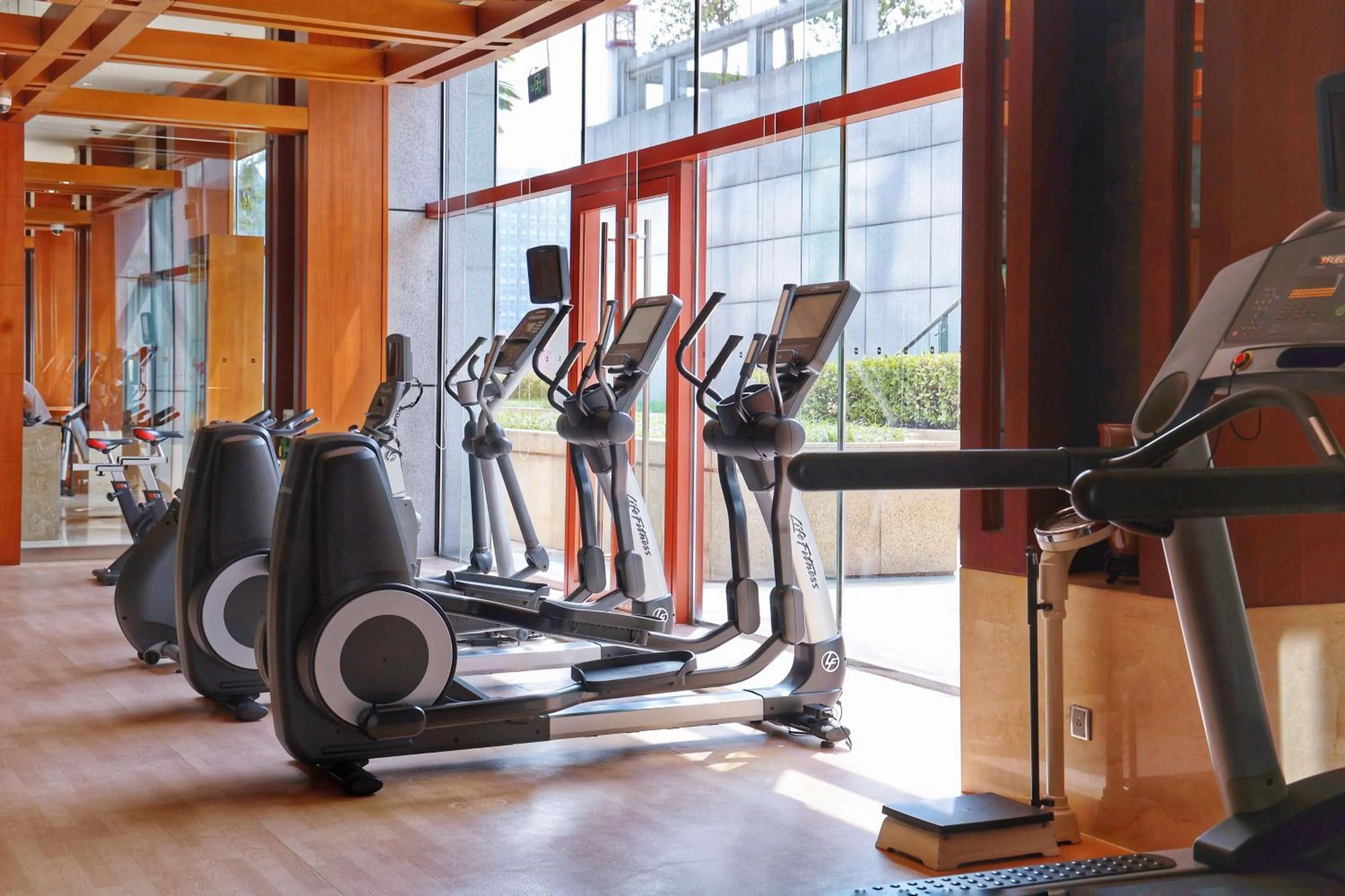 Fitness centre/facilities in Shangri-La Xian