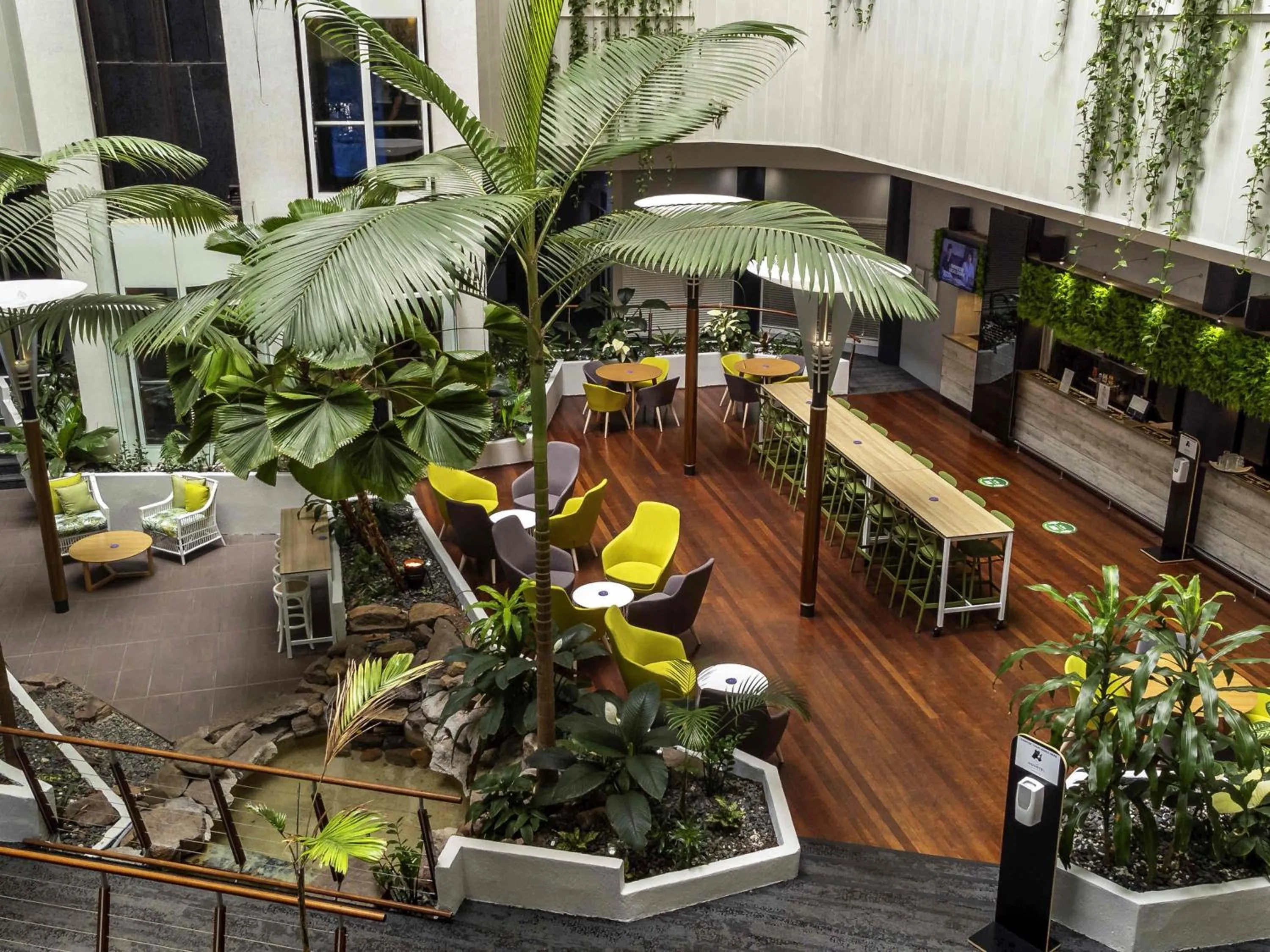 Lounge or bar in Novotel Darwin CBD