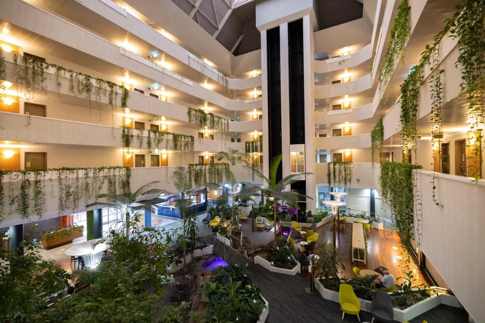 Property building in Novotel Darwin CBD