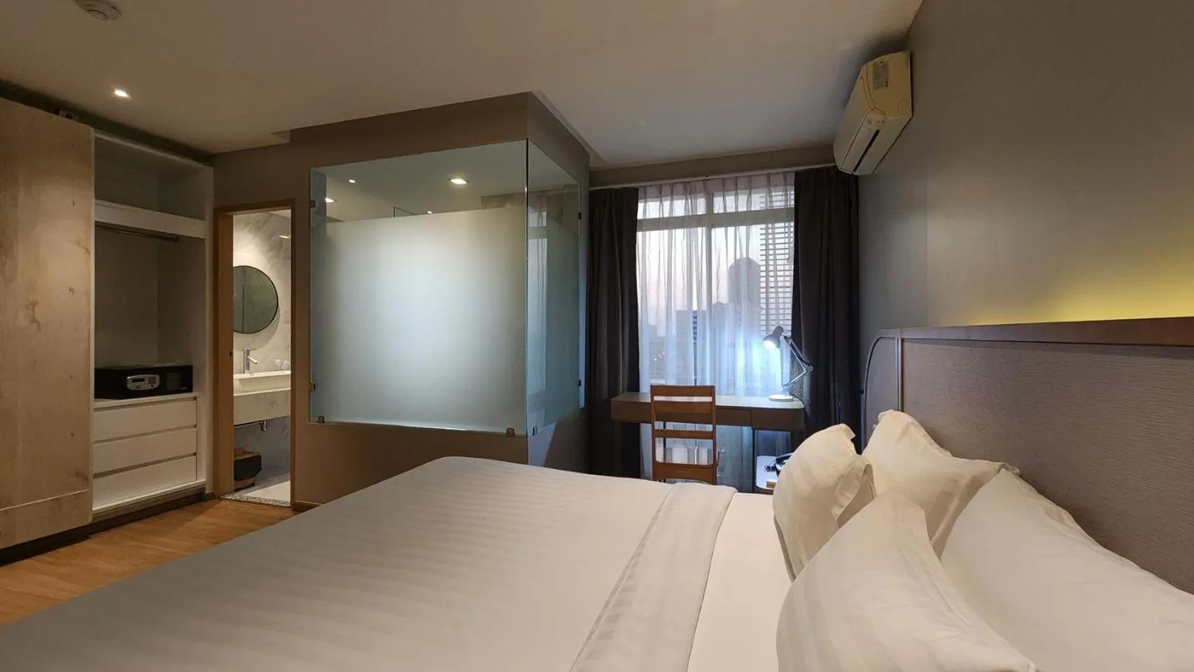 Bed in Brighton Hotel Bangkok