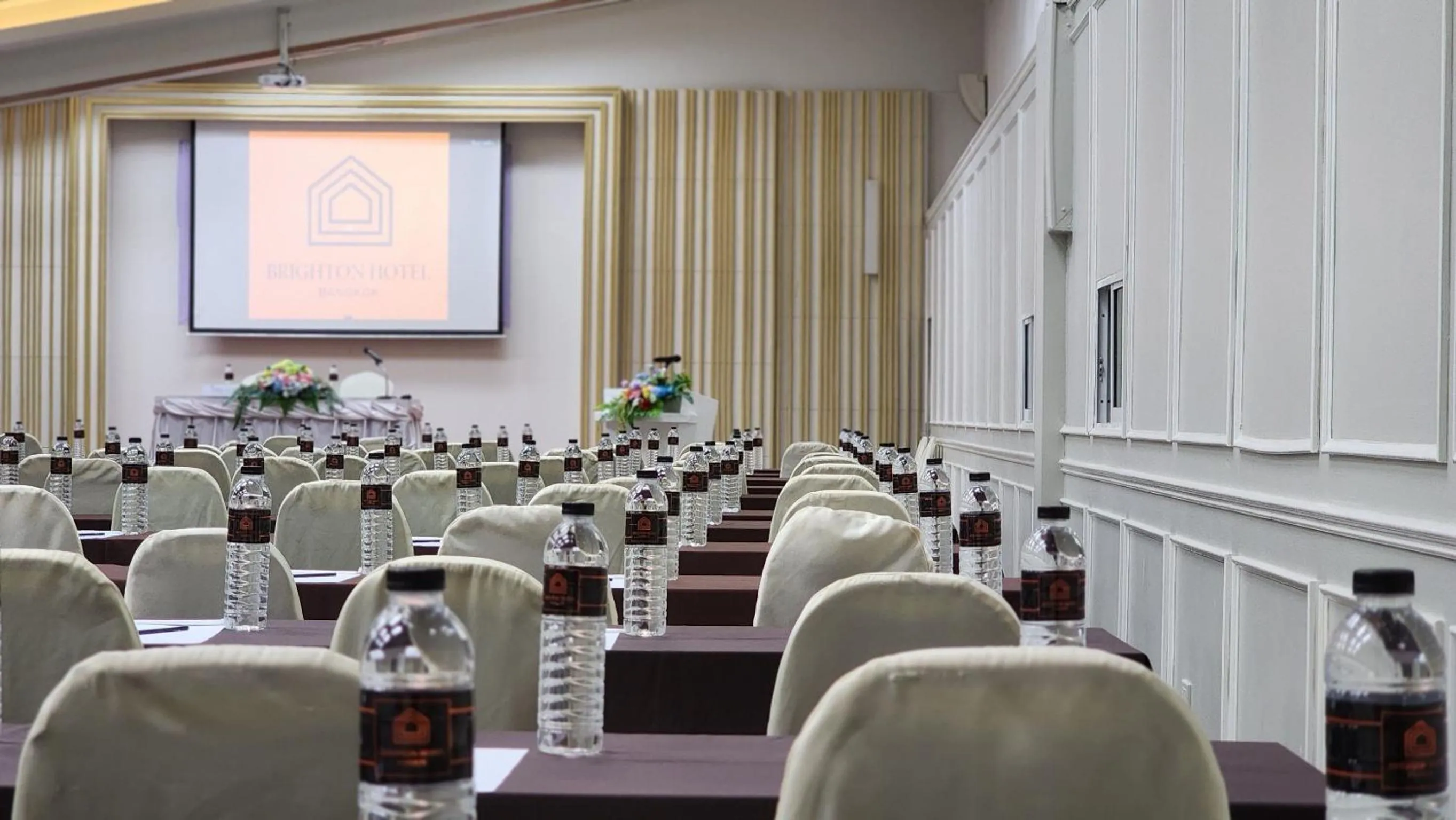 Meeting/conference room in Brighton Hotel Bangkok