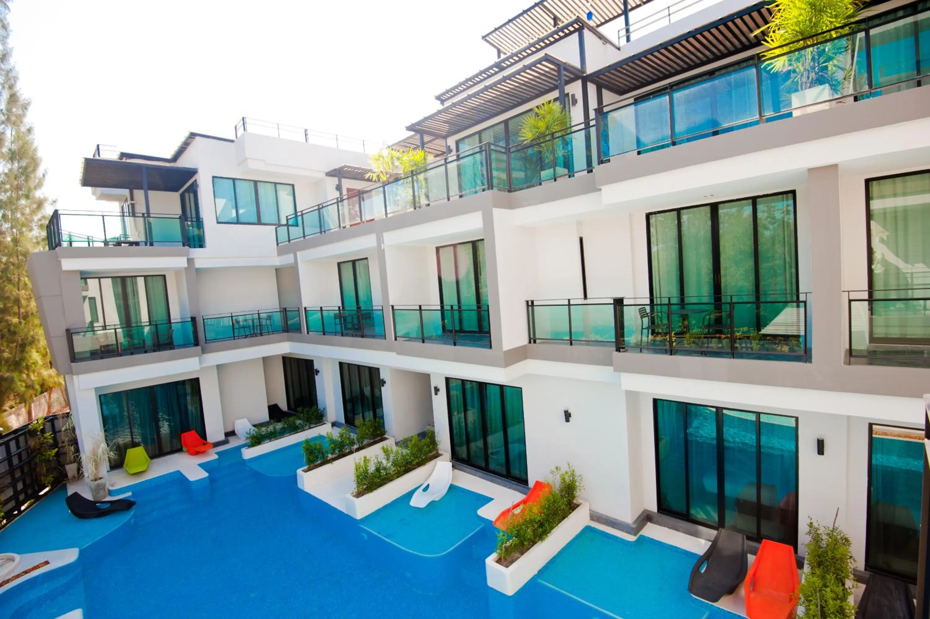 Pool view in Chalay Monta