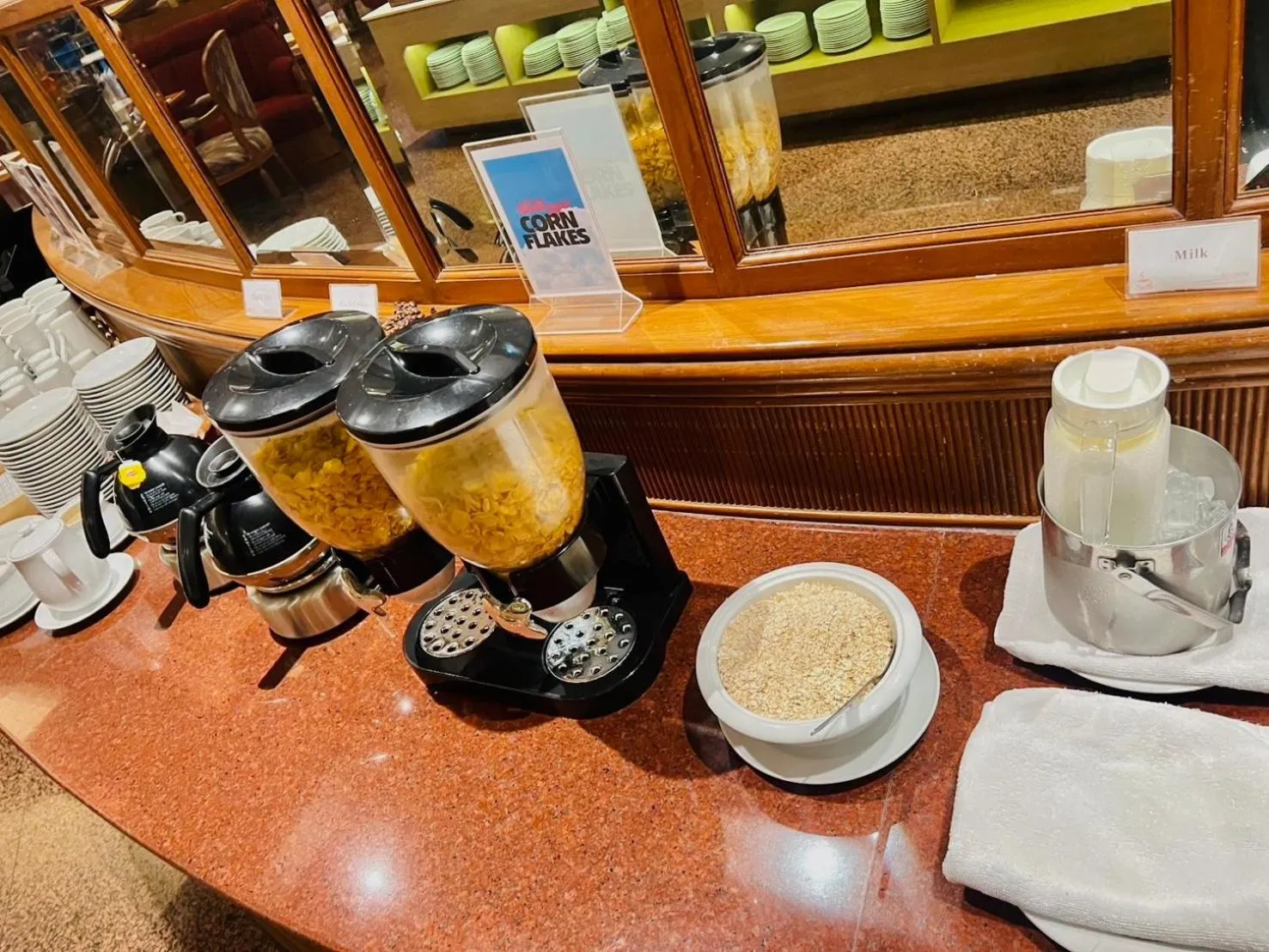 Restaurant/places to eat in FuramaXclusive Pratunam Park Hotel