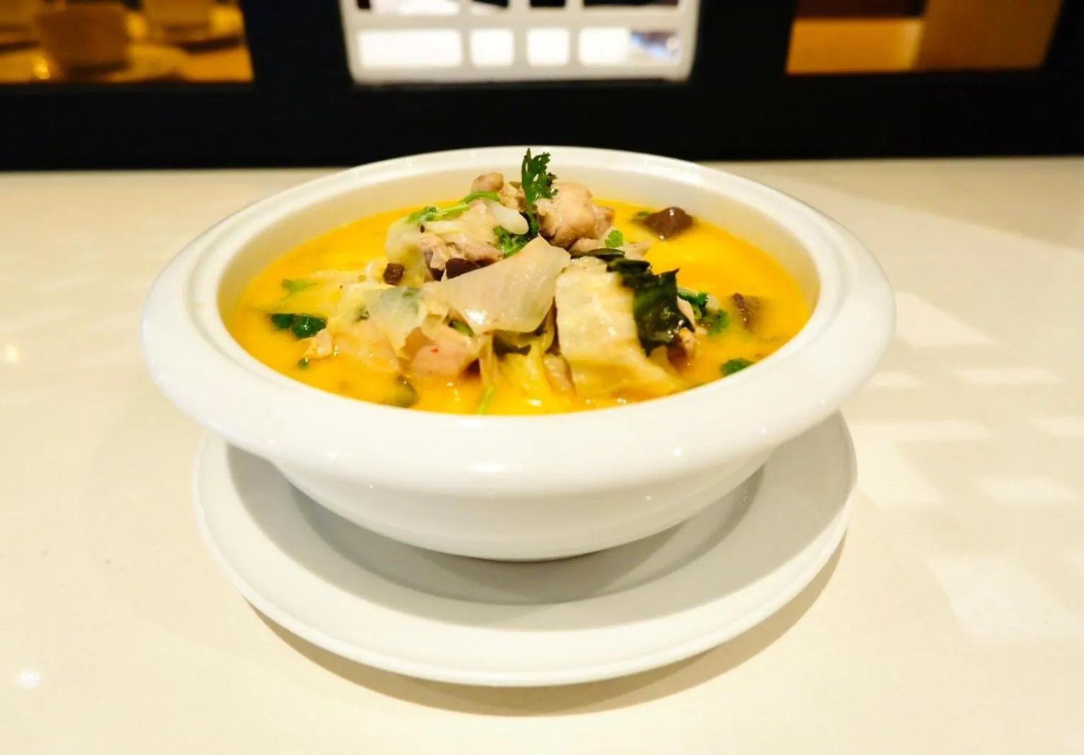 Food and drinks in FuramaXclusive Pratunam Park Hotel