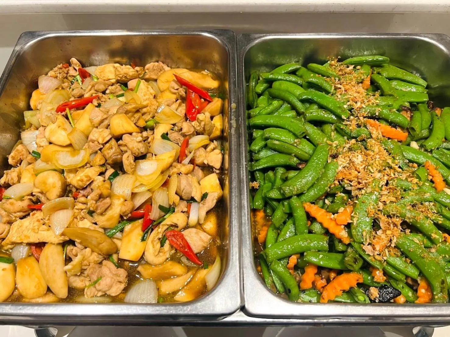 Restaurant/places to eat in FuramaXclusive Pratunam Park Hotel