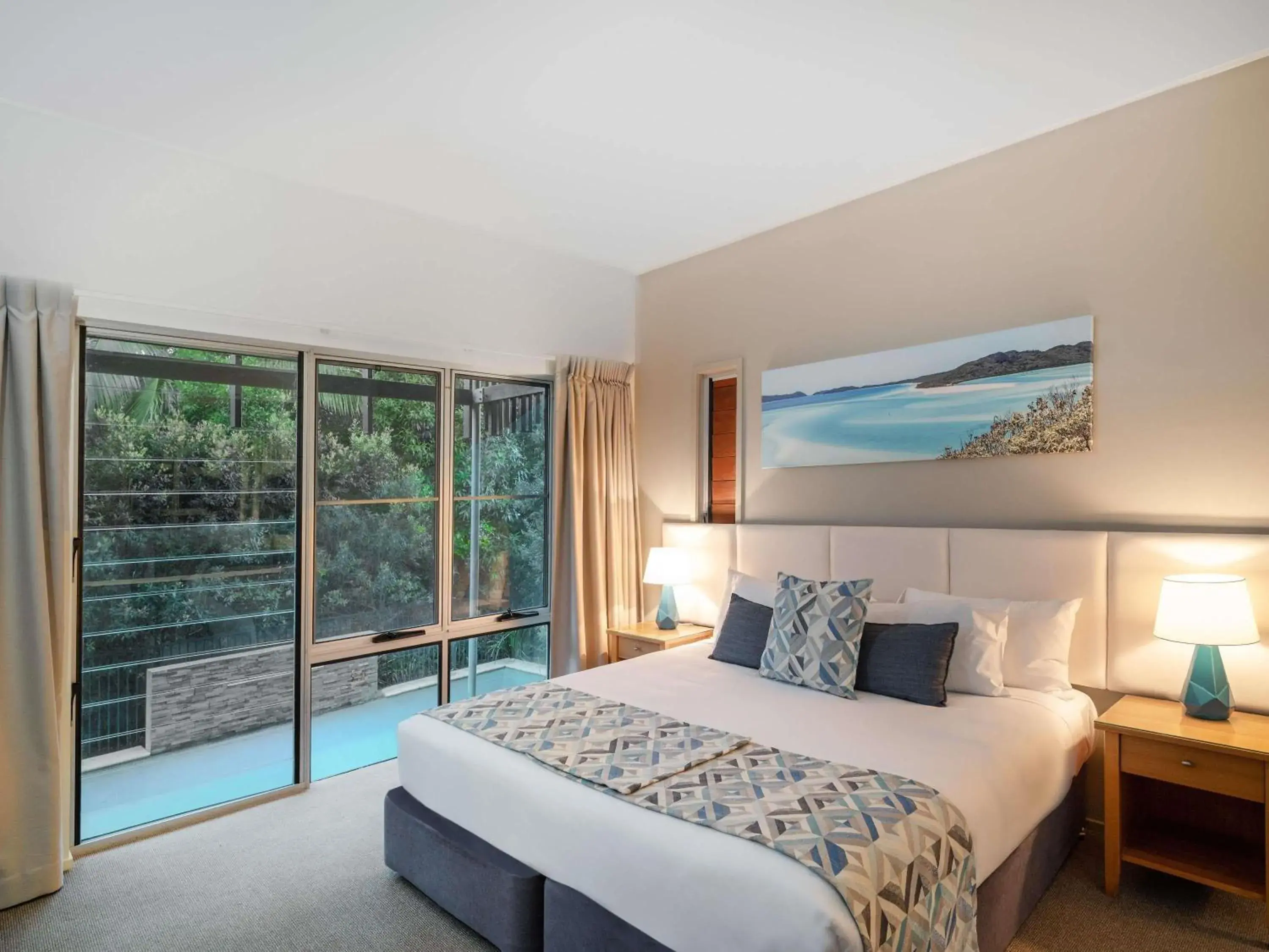 Bedroom, Bed in The Sebel Twin Waters Bedroom, Bed in The Sebel Twin Waters