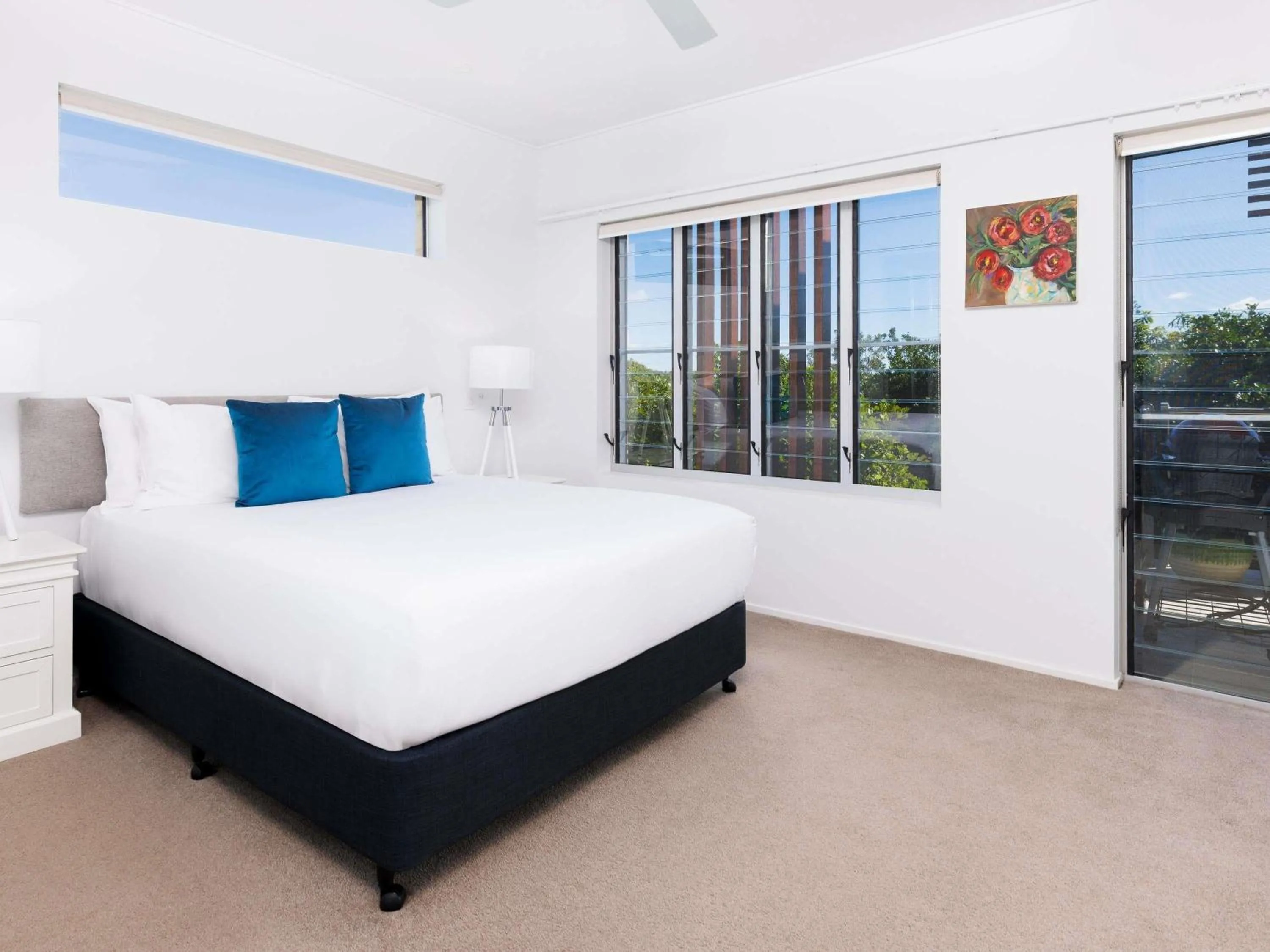 Bedroom, Bed in The Sebel Twin Waters