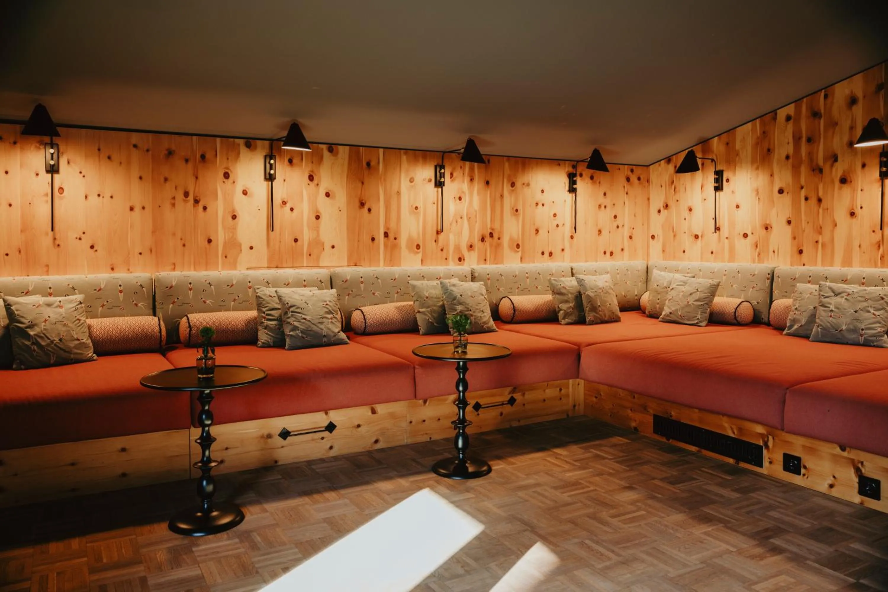 Seating area in Hotel Bussi Baby