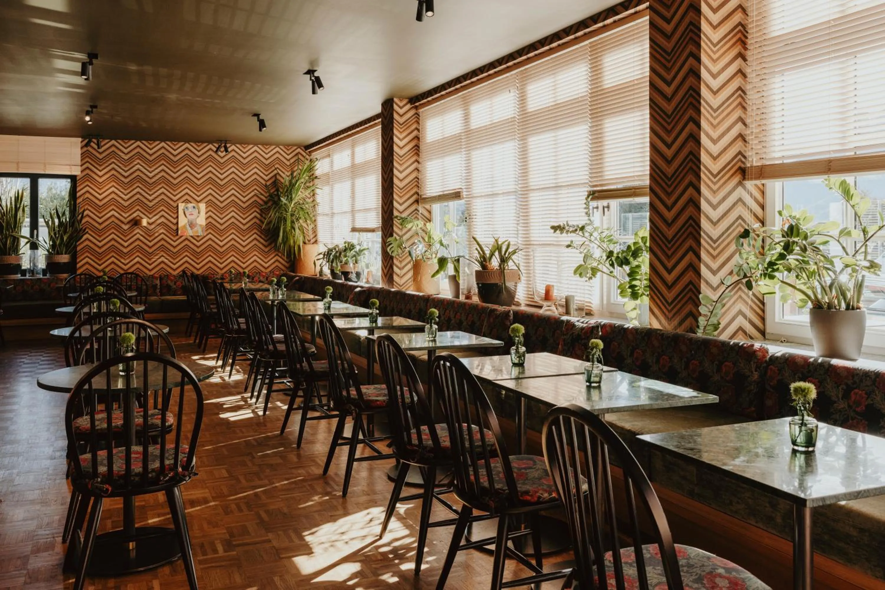 Dining area in Hotel Bussi Baby