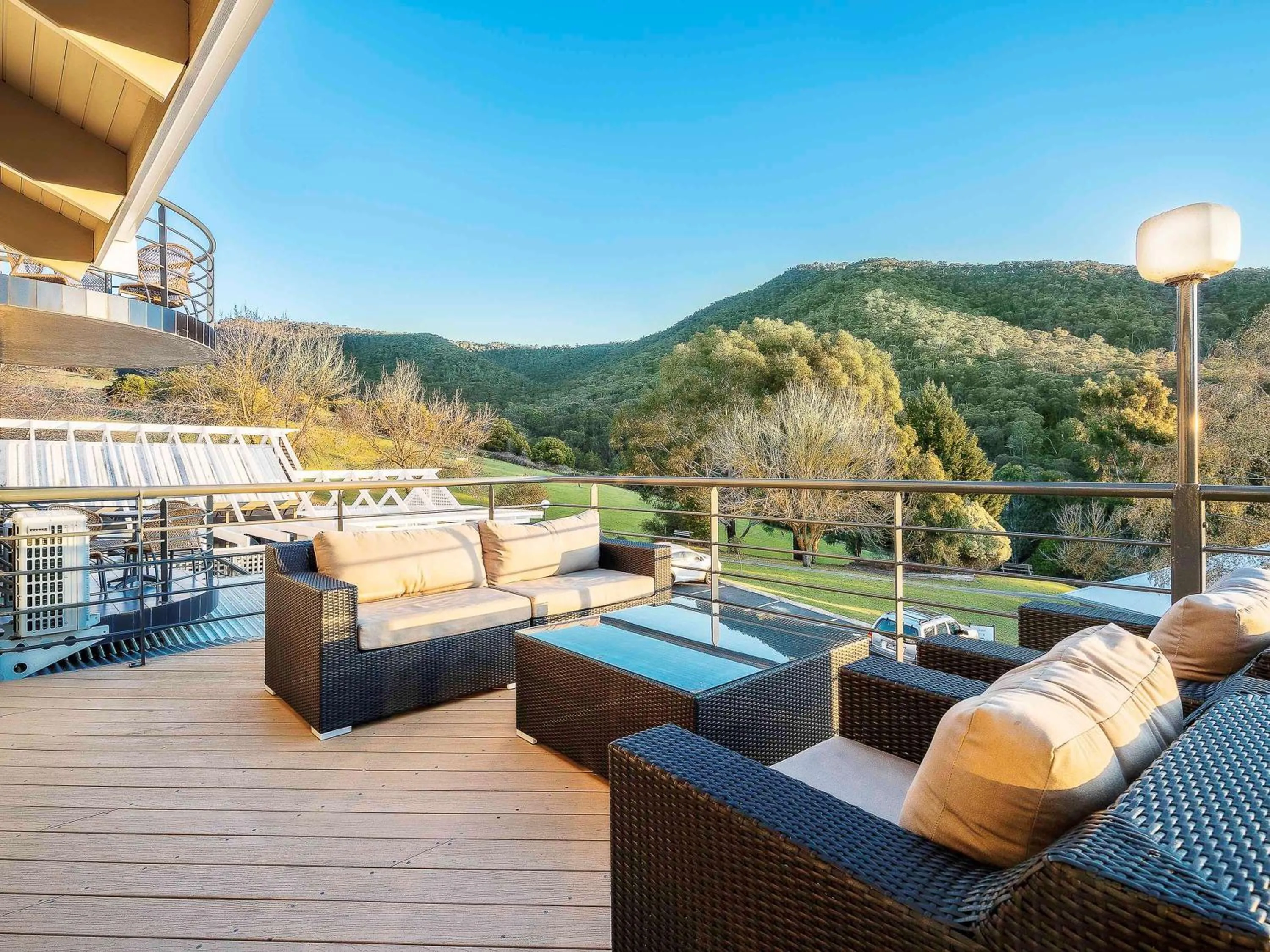 Restaurant/places to eat in The Sebel Pinnacle Valley