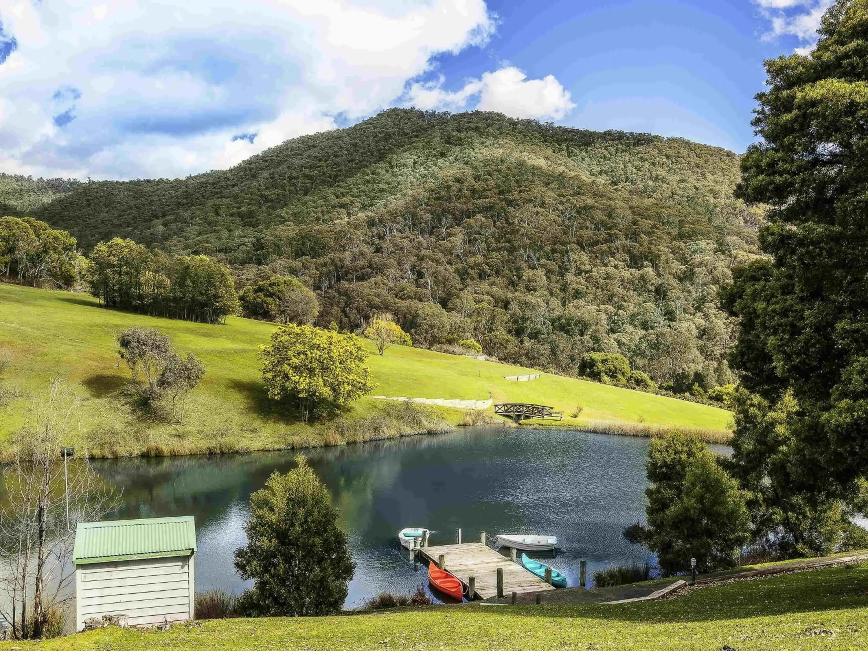 Property building in The Sebel Pinnacle Valley Property building in The Sebel Pinnacle Valley