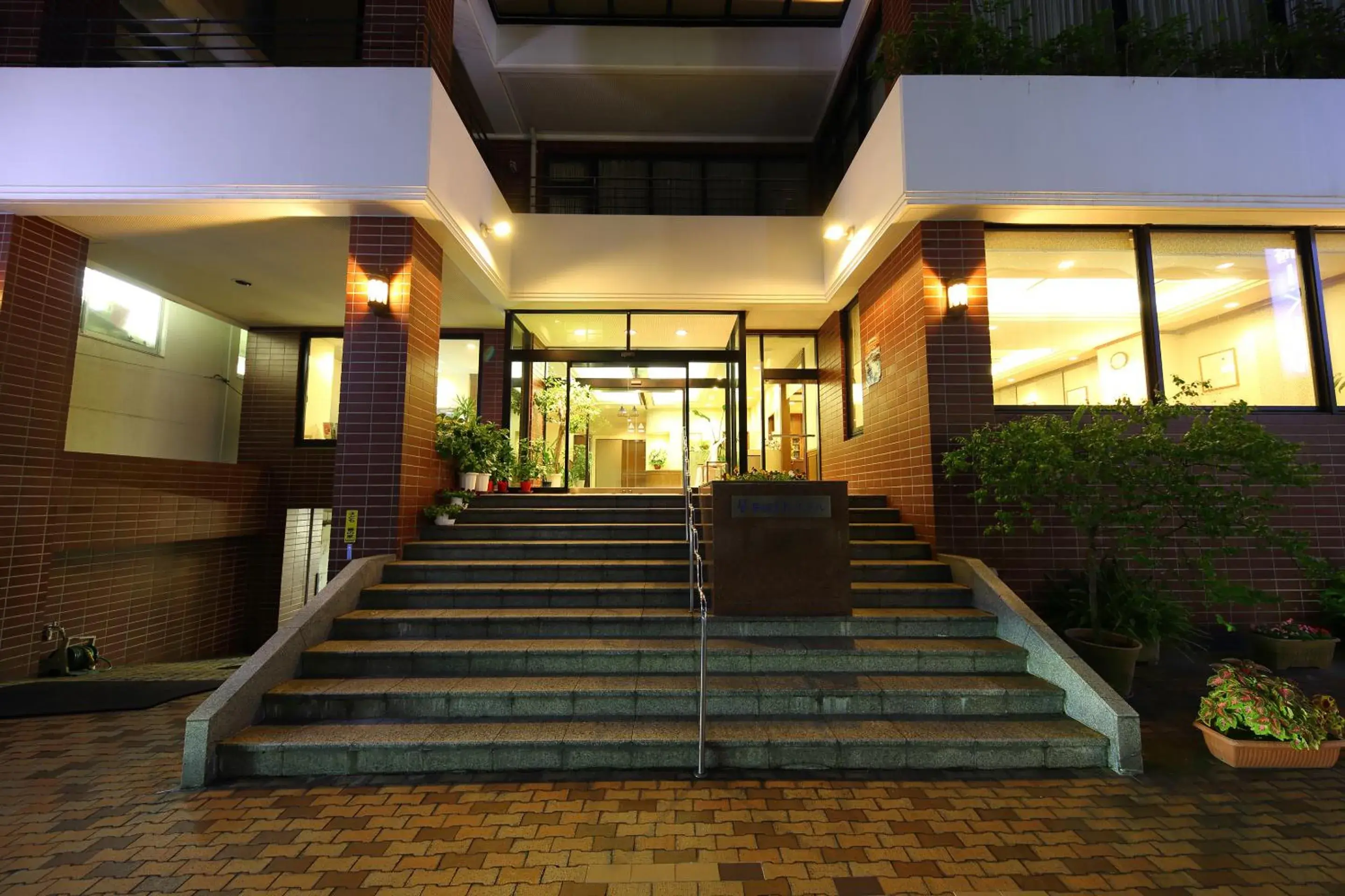 Property building in Nagasaki IK Hotel Property building in Nagasaki IK Hotel