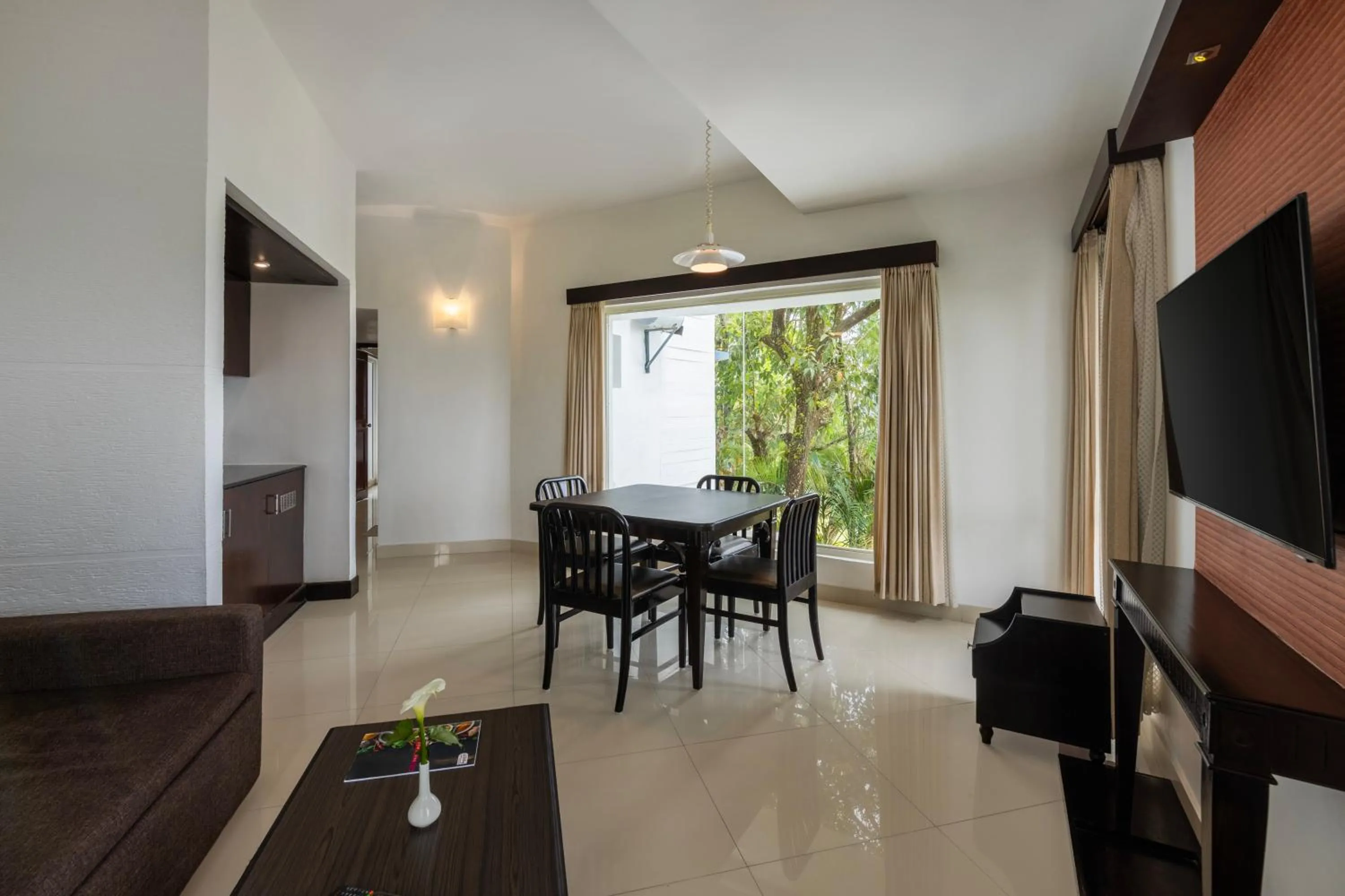 Dining area in Sterling Munnar