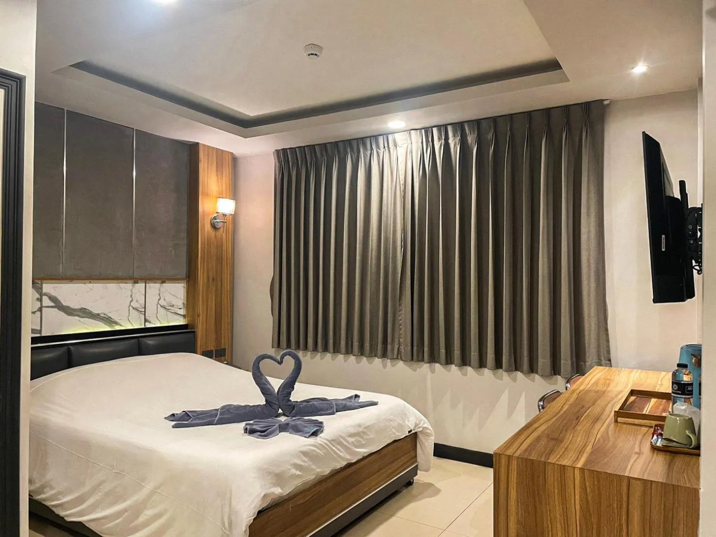 Bedroom, Bed in The Mantra Hotel Kata Noi