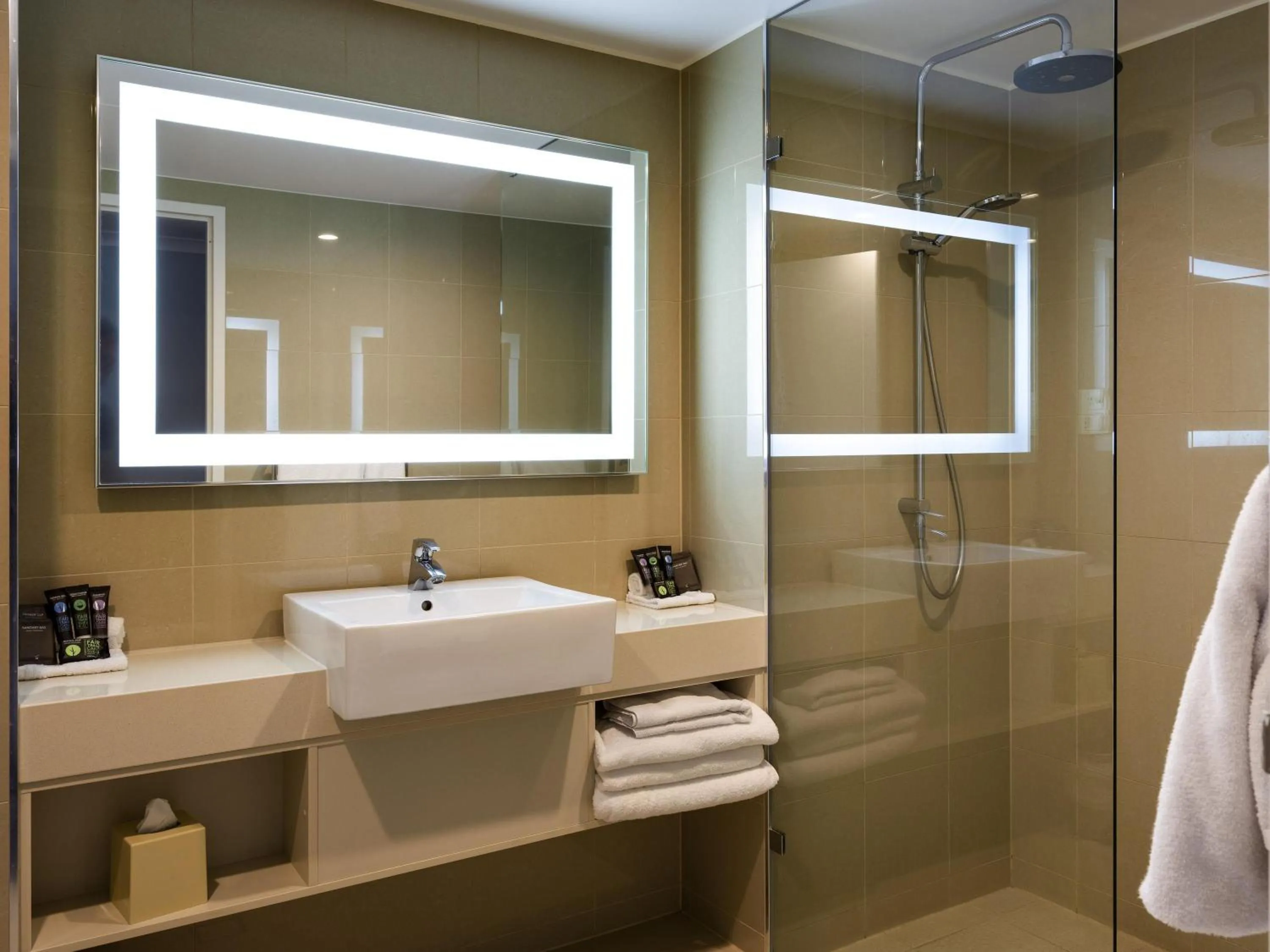 Bedroom in Novotel Barossa Valley Resort