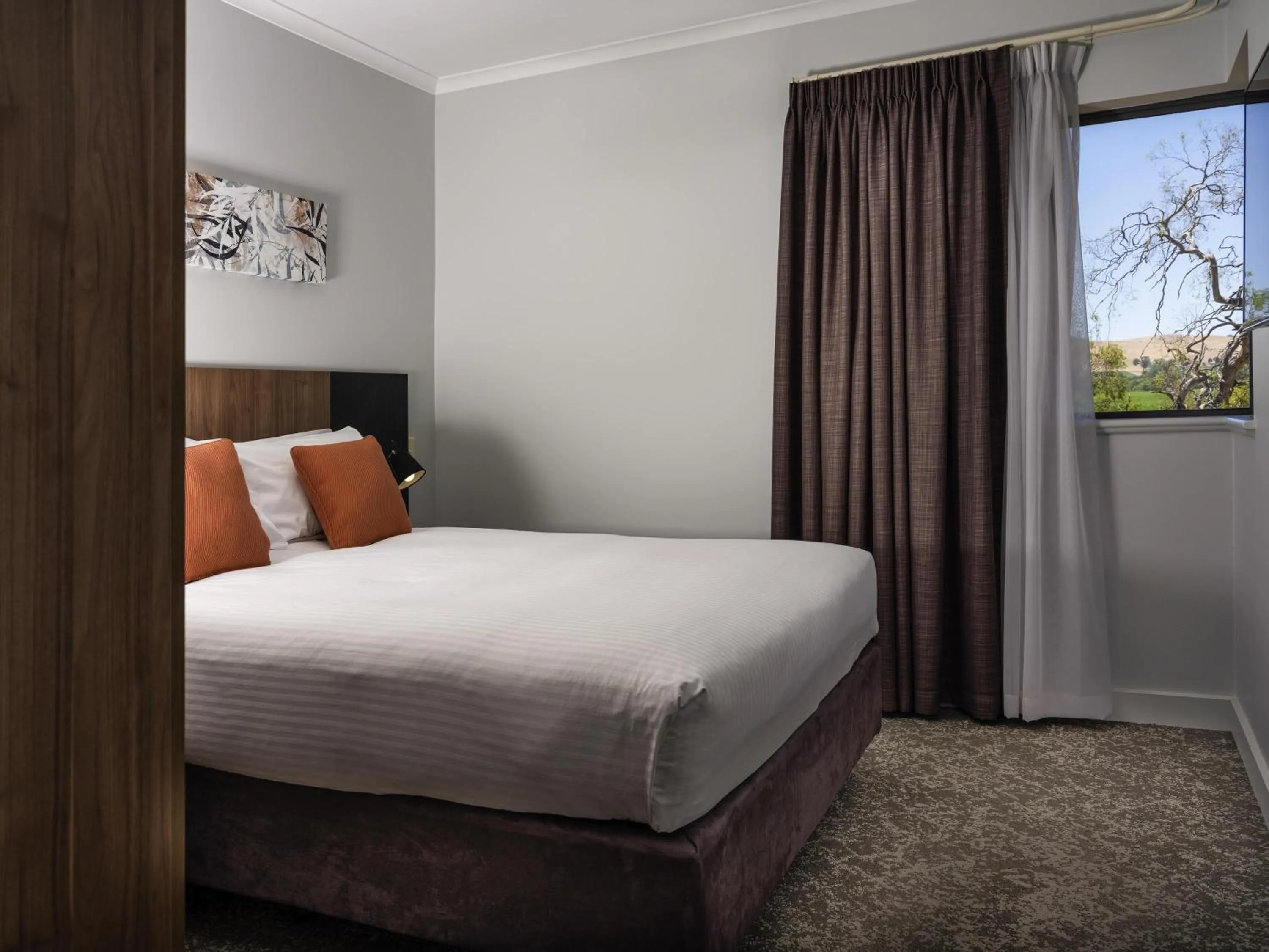 Bedroom, Bed in Novotel Barossa Valley Resort