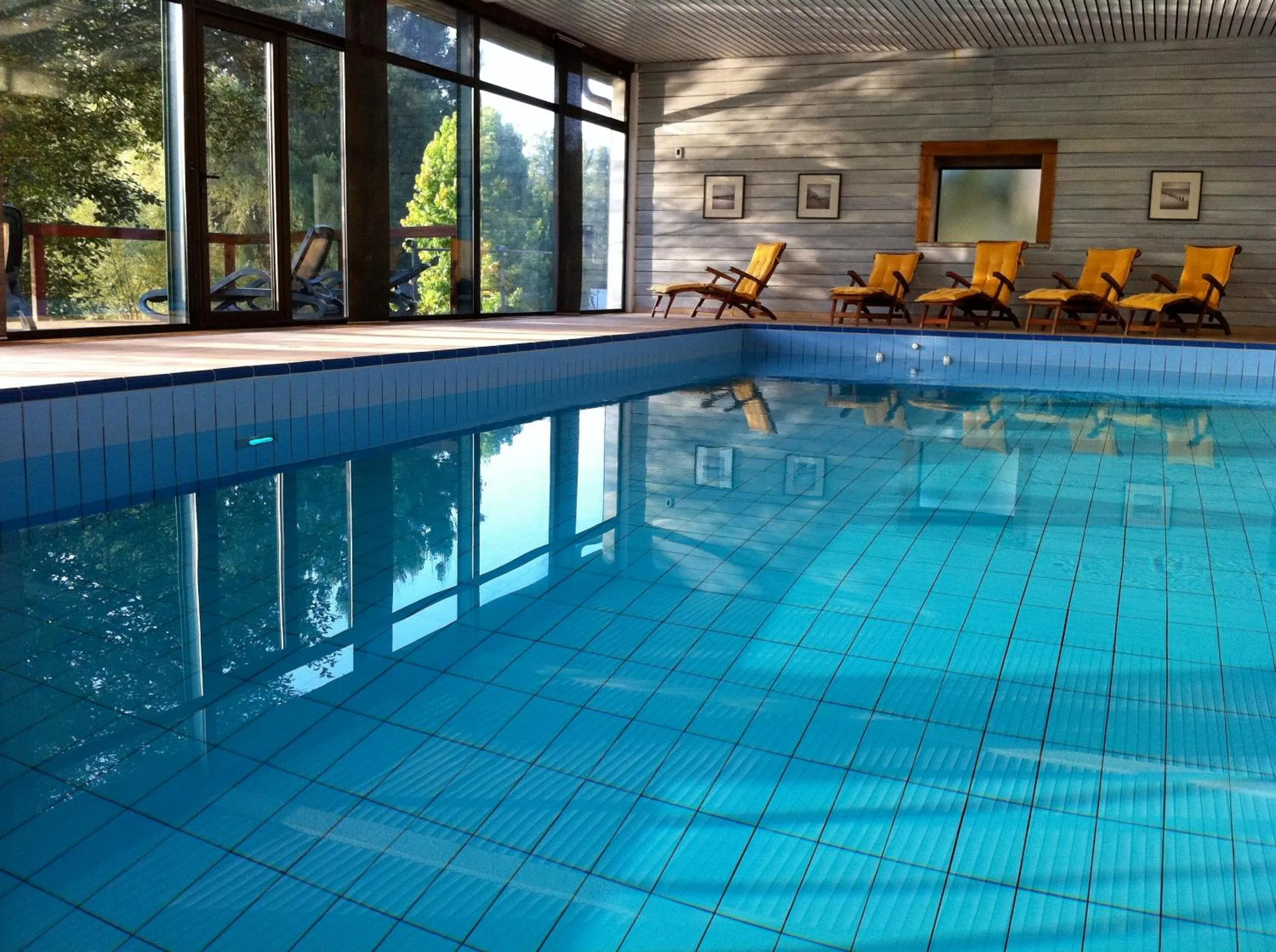 Swimming pool in Seehotel Gut Dürnhof