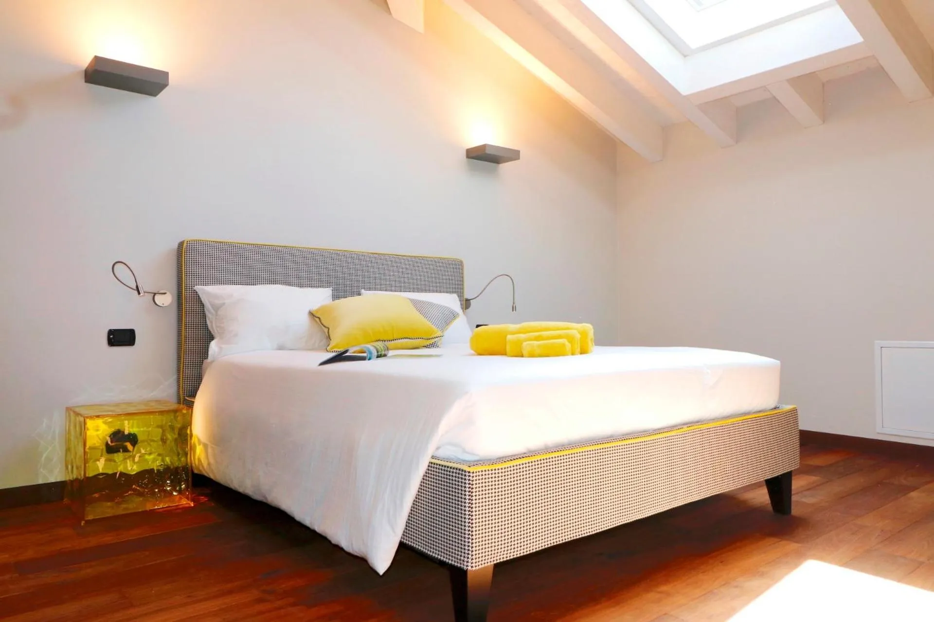 Bedroom, Bed in Castelli Delux