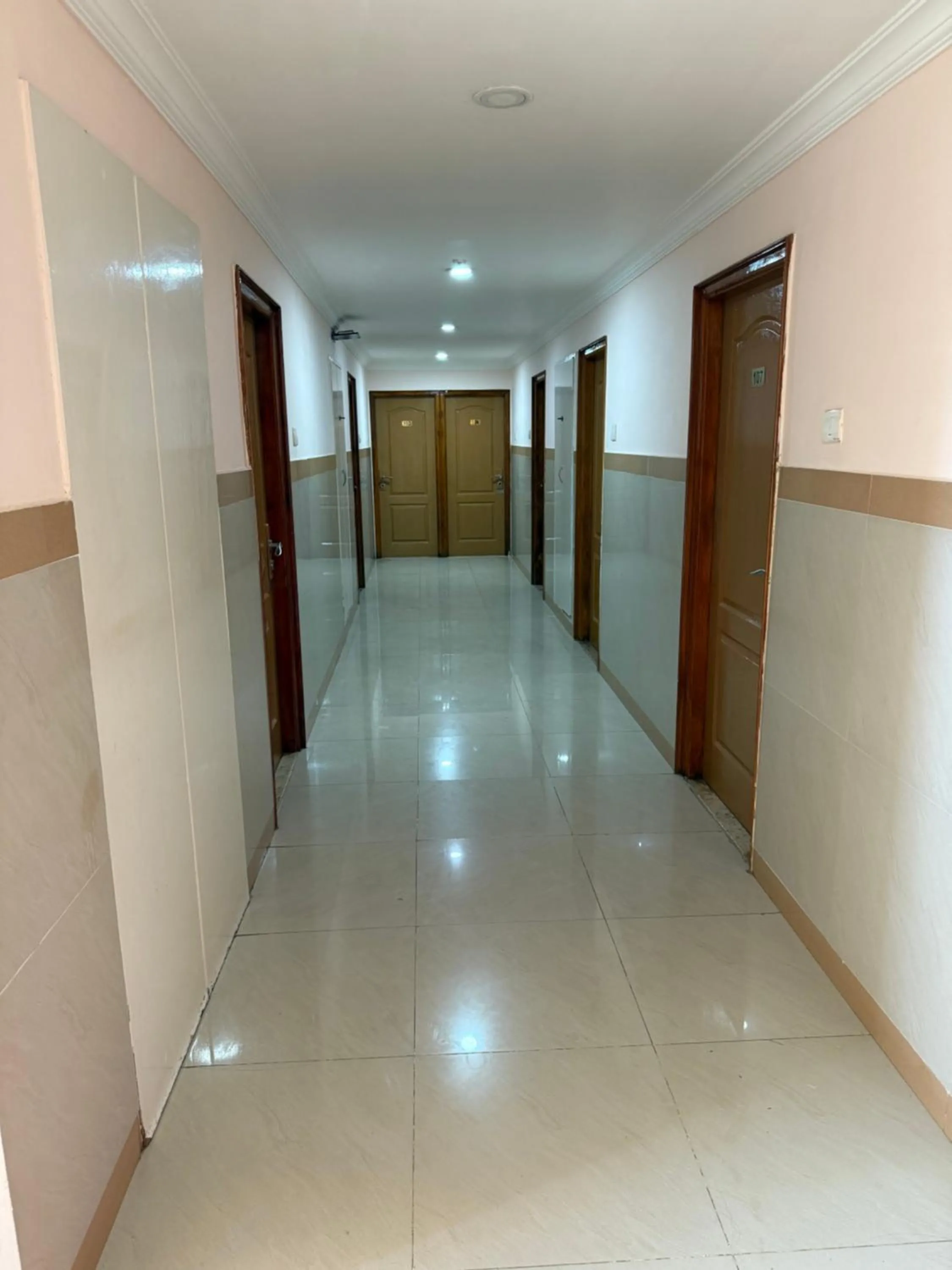 Hotel GARISHPARK