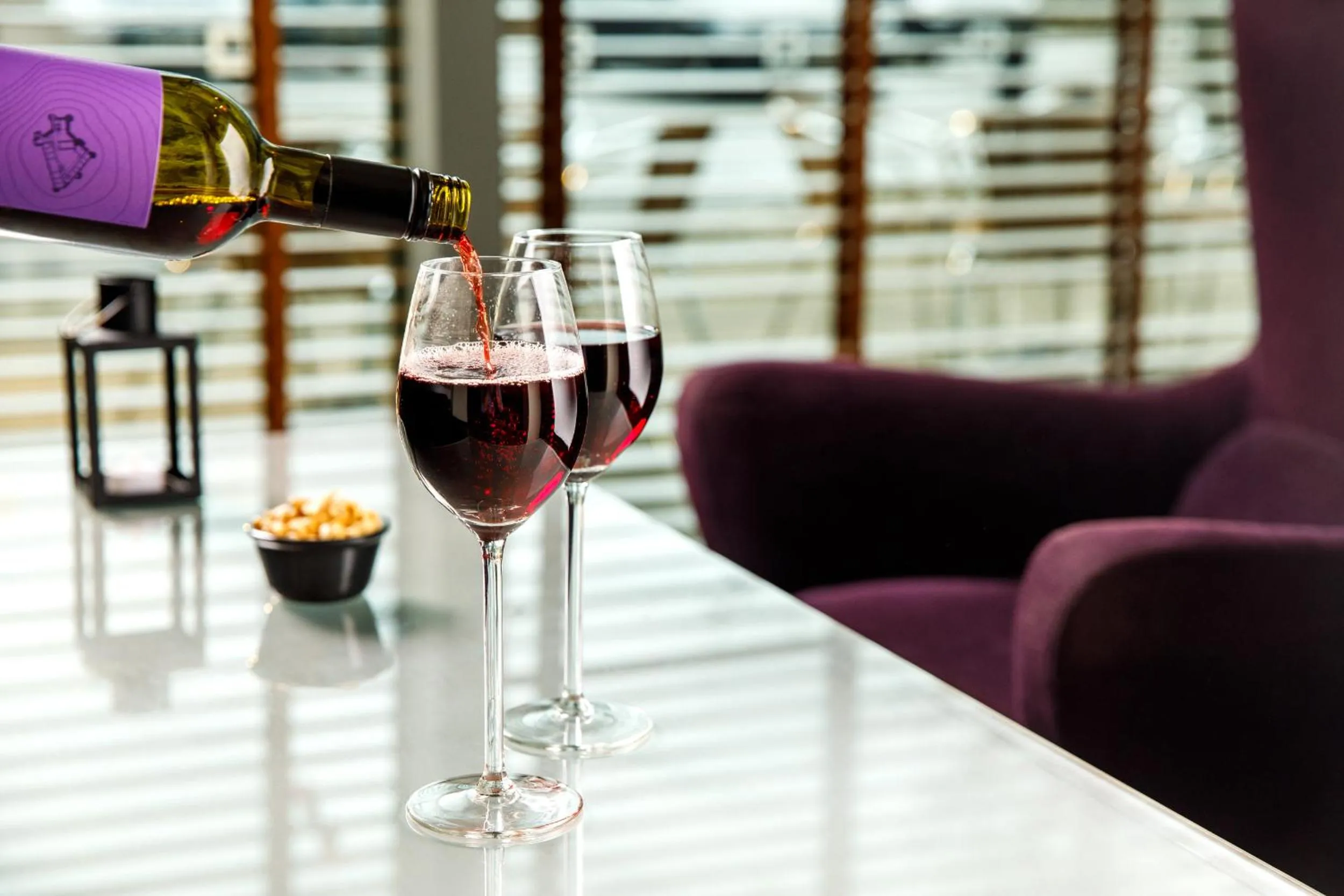 Lounge or bar in Mercure Sheffield Parkway