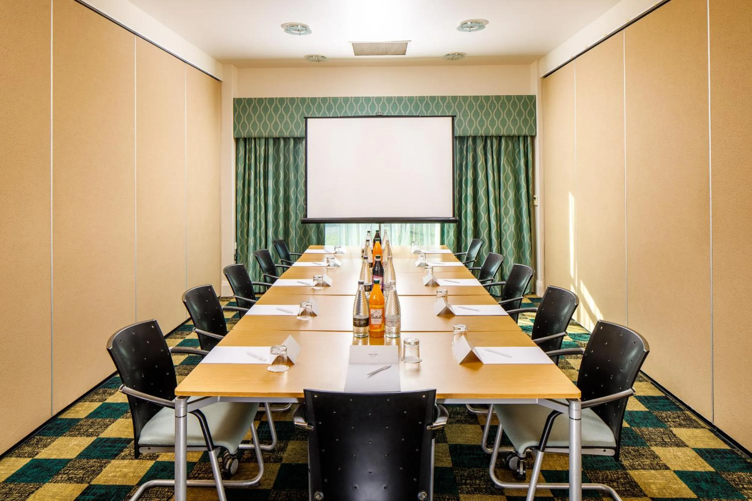 Business facilities in Mercure Sheffield Parkway